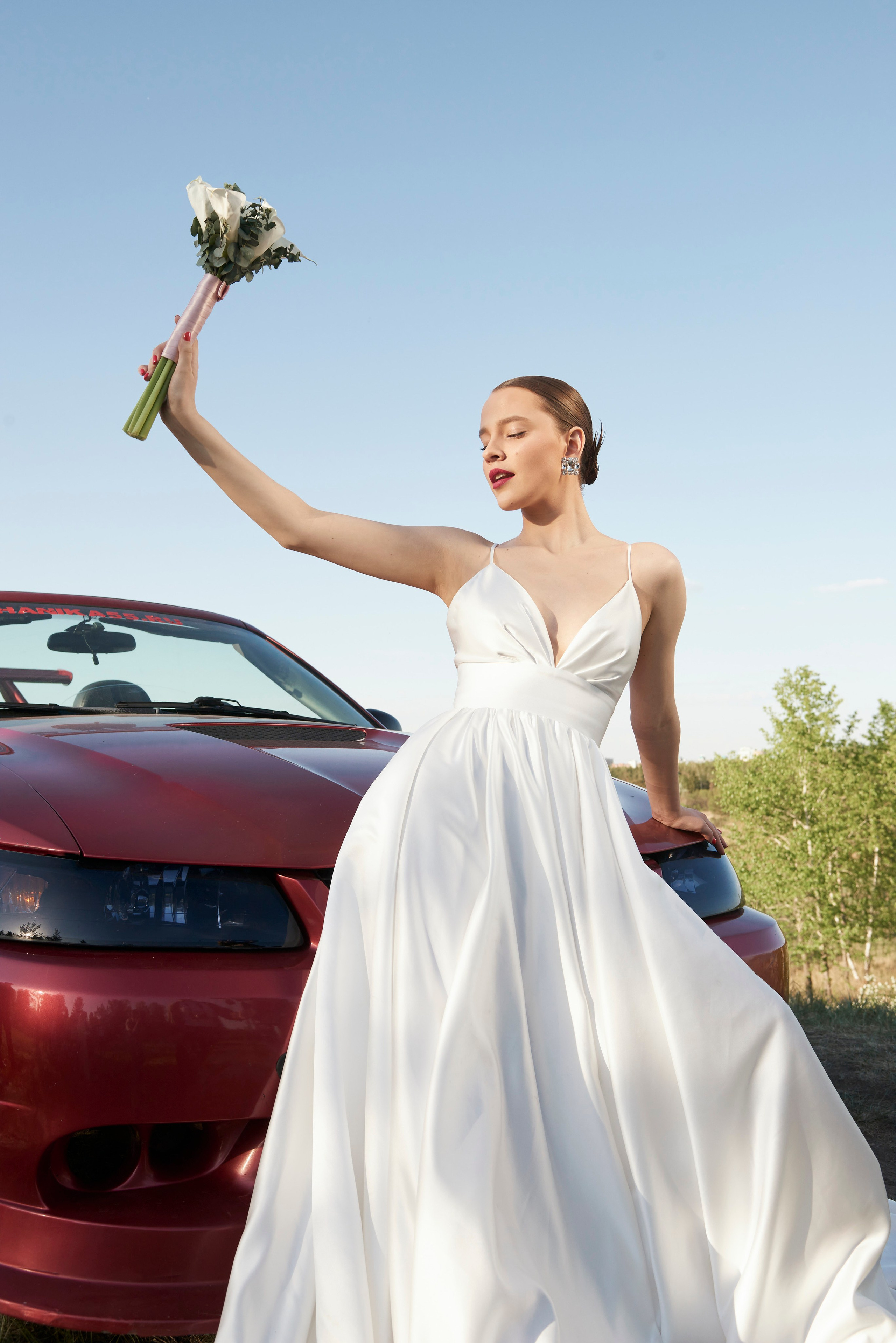 Свадебные фотографии Бориса и Дарьи на природе