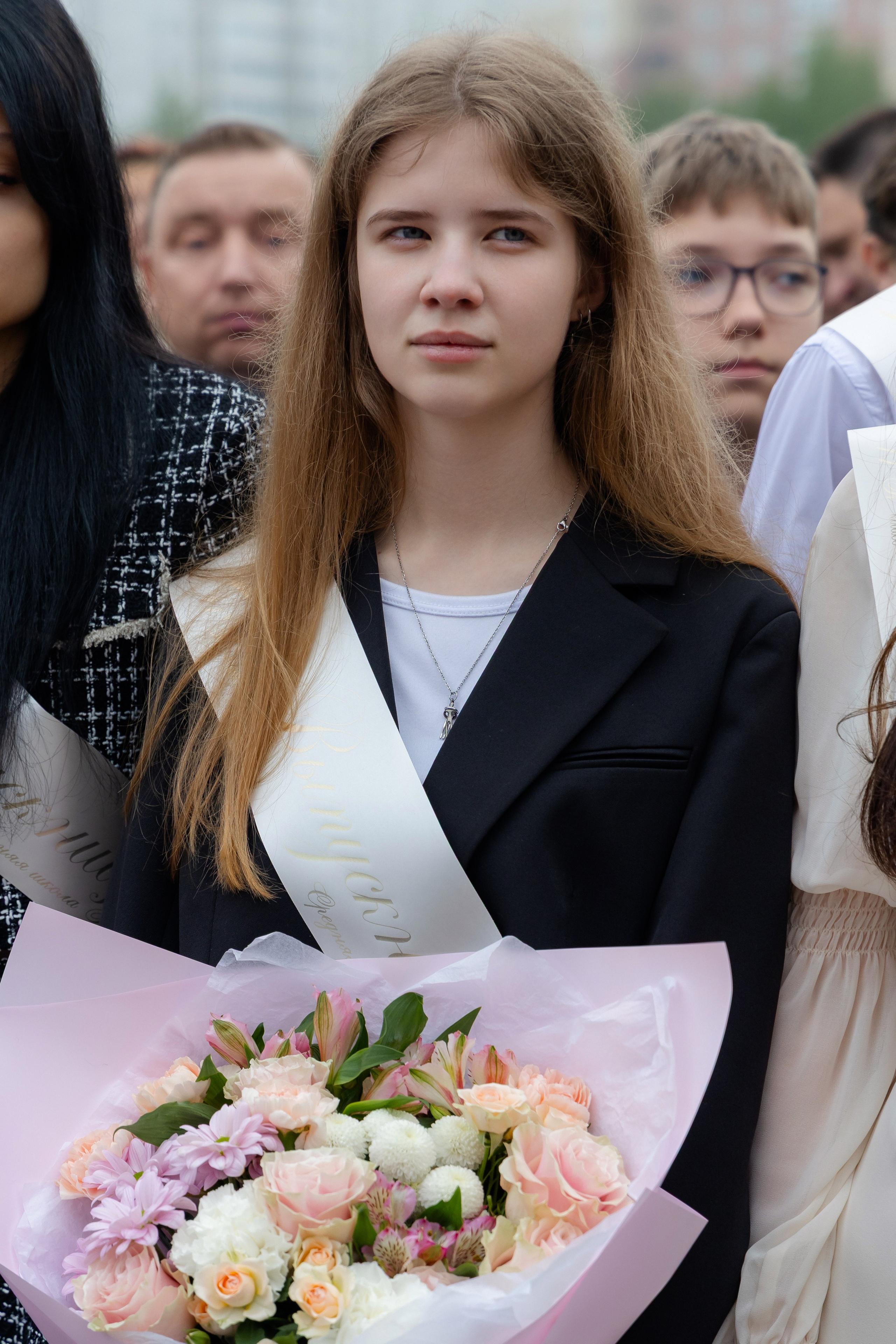 Последний звонок 2025 в Минске. Свадебный фотограф в Минске/Беларуси Сергей Спиридонов