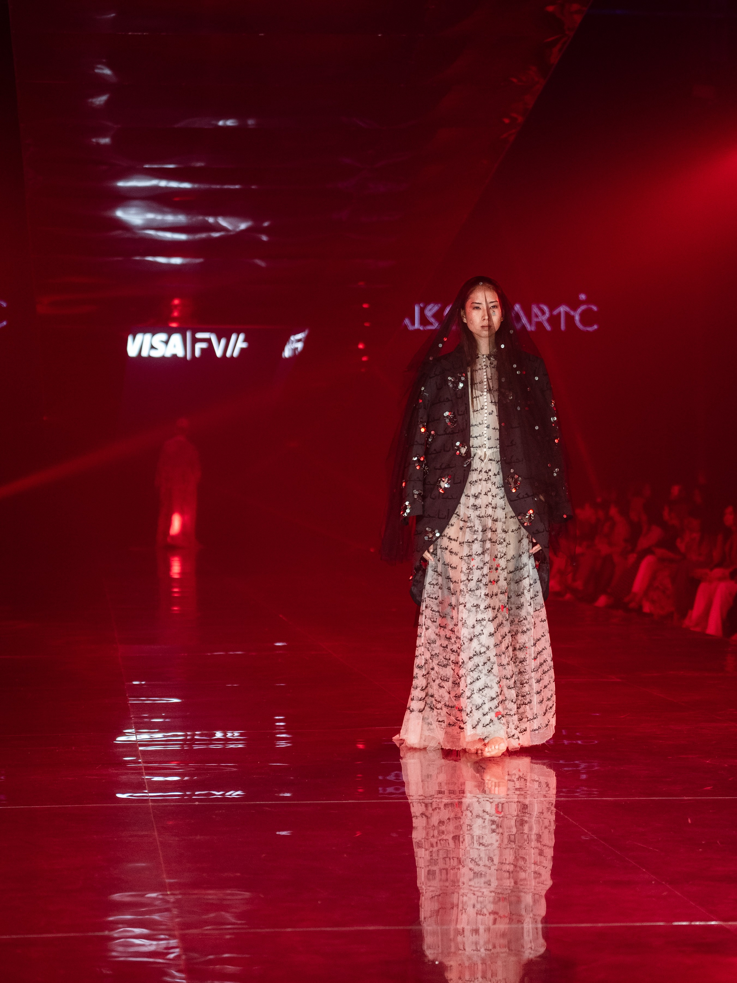 Visa Fashion week Maison Artc. Сайт Алматинского НЮ АРТ, будуар и фэшн фотографа Дениса Карпенко