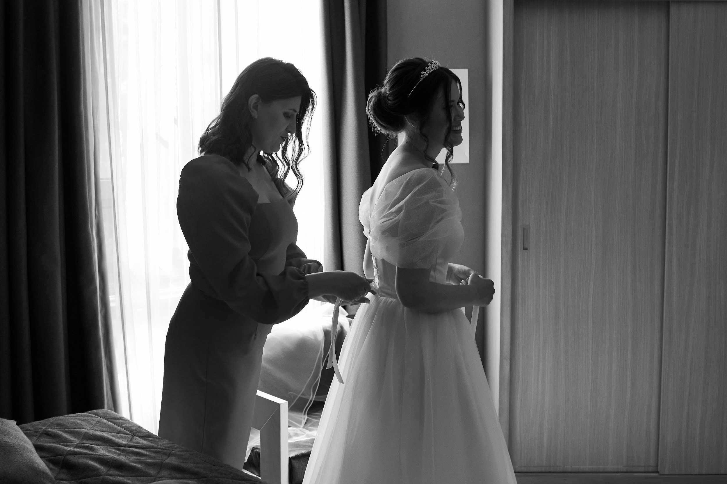 Свадебная фотосъемка в Петергофе. Свадебный фотограф в Санкт-Петербурге Петергофе Пушкине Саша Галлс / Александр Галлс