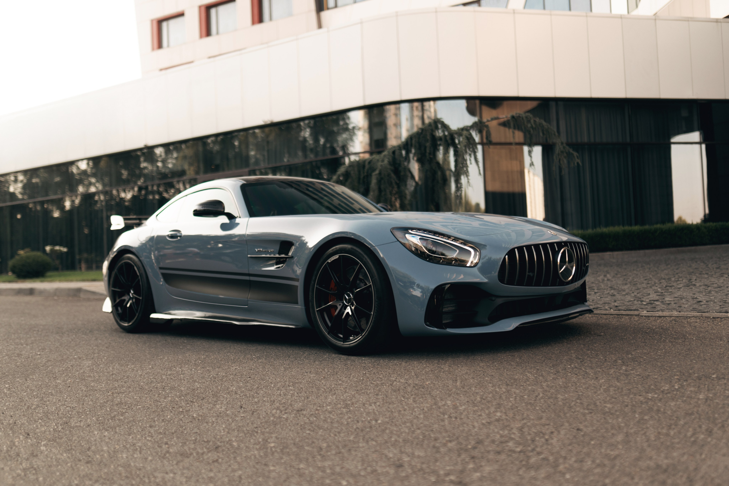 Фотографии Mercedes-AMG GTR