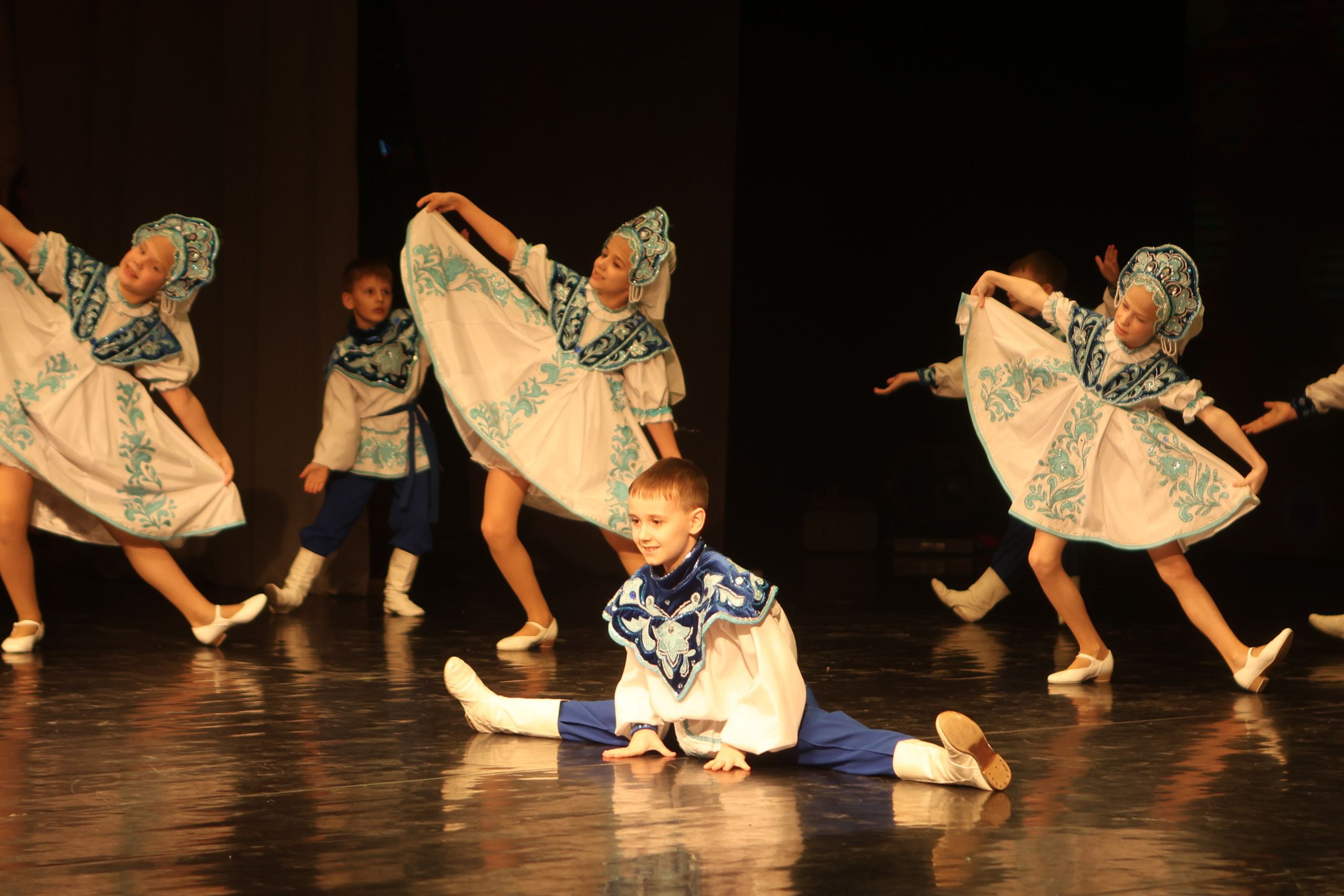 21 февраля, г. Томск. Золотое яблочко