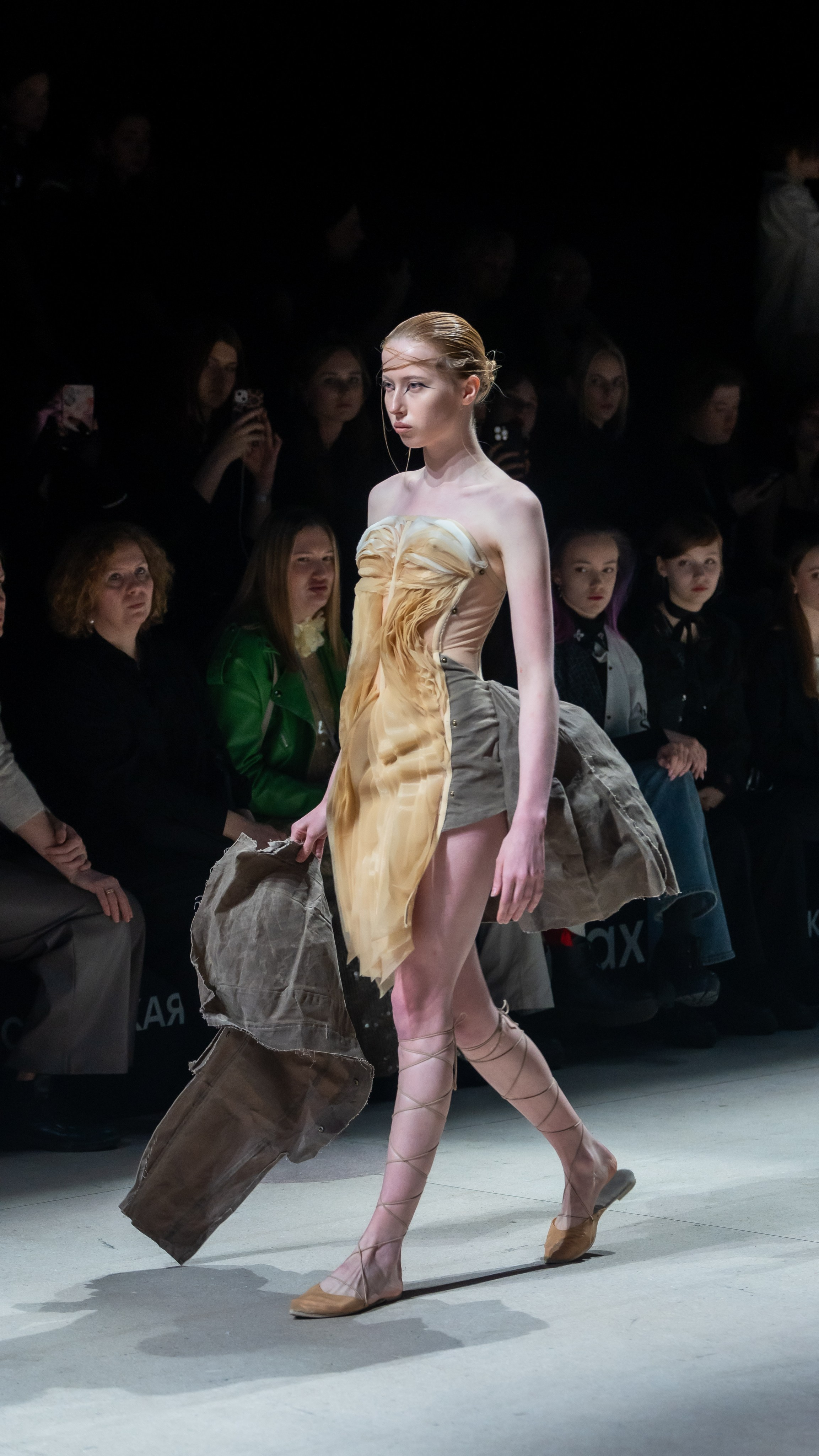 Неделя моды в Москве 2026. Репортажный и студийный фотограф, Москва