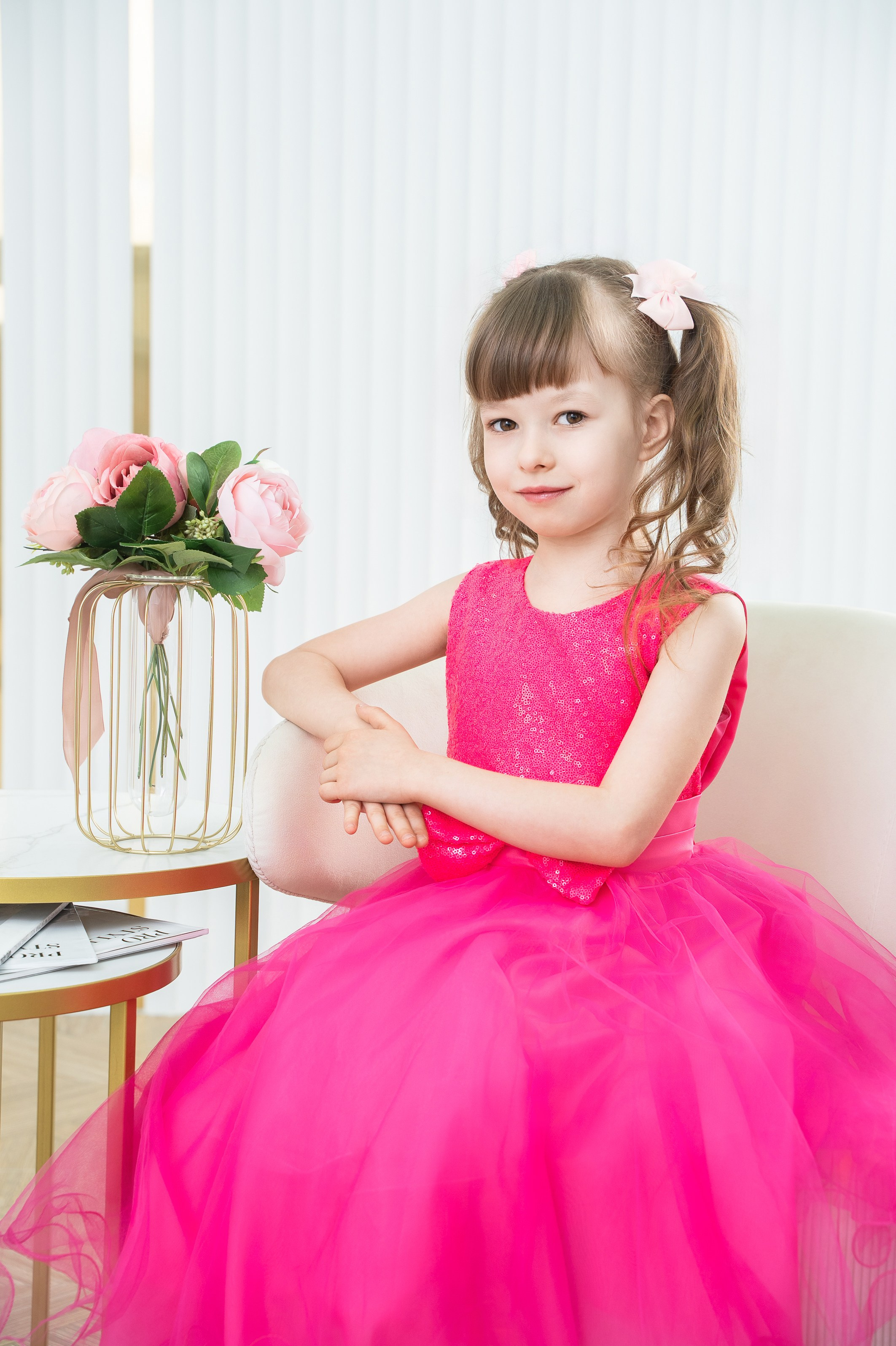 Выпускная фотосессия в фотостудии. Выпускные альбомы Нижнекамск Набережные Челны Фотостудия Небо