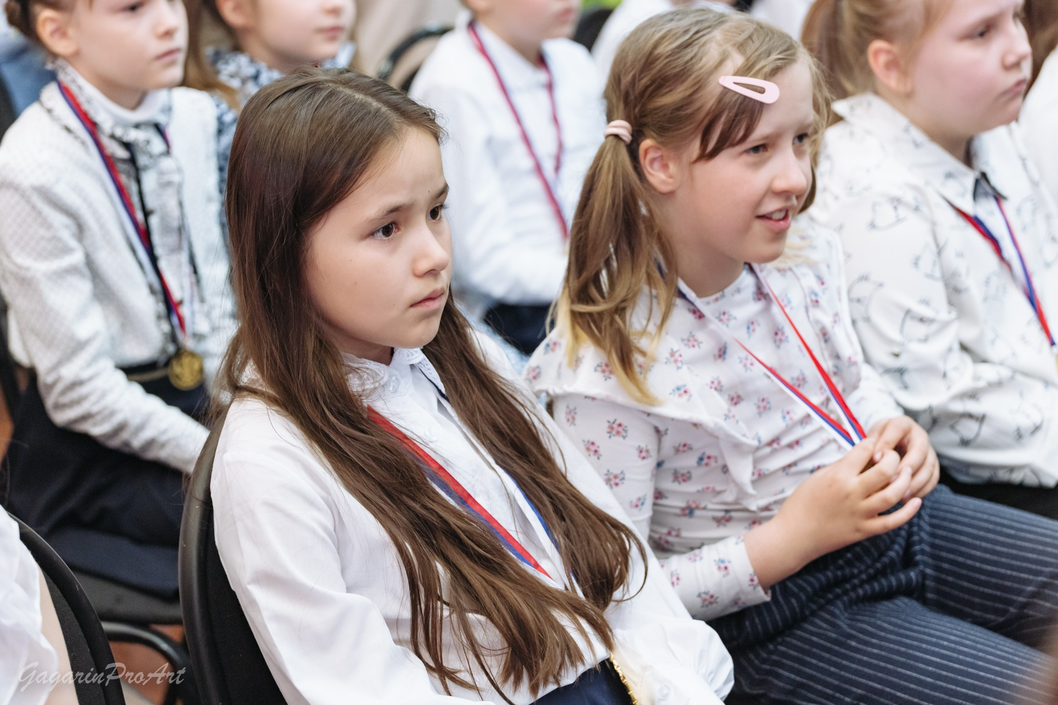 Репортаж в школе на выпускной. Фотограф на выпускной. GagarinProArt