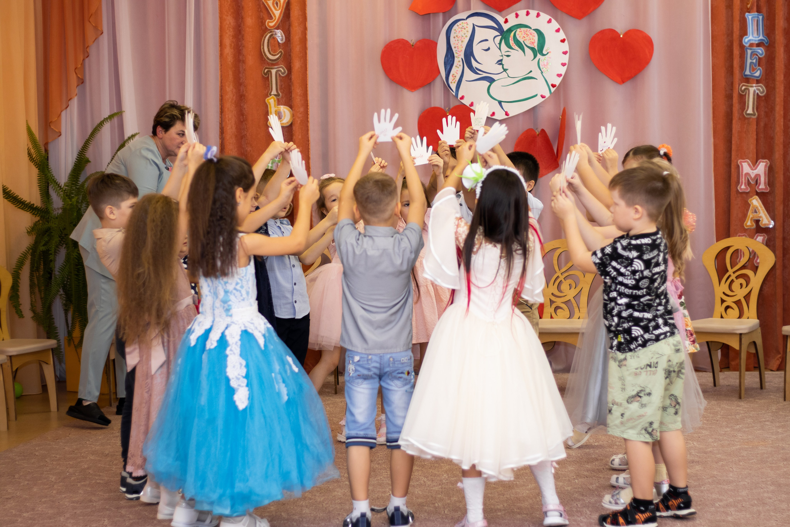 Утренник в Детском Садике. Школьный и детский фотограф в Холмске, Южно-Сахалинске