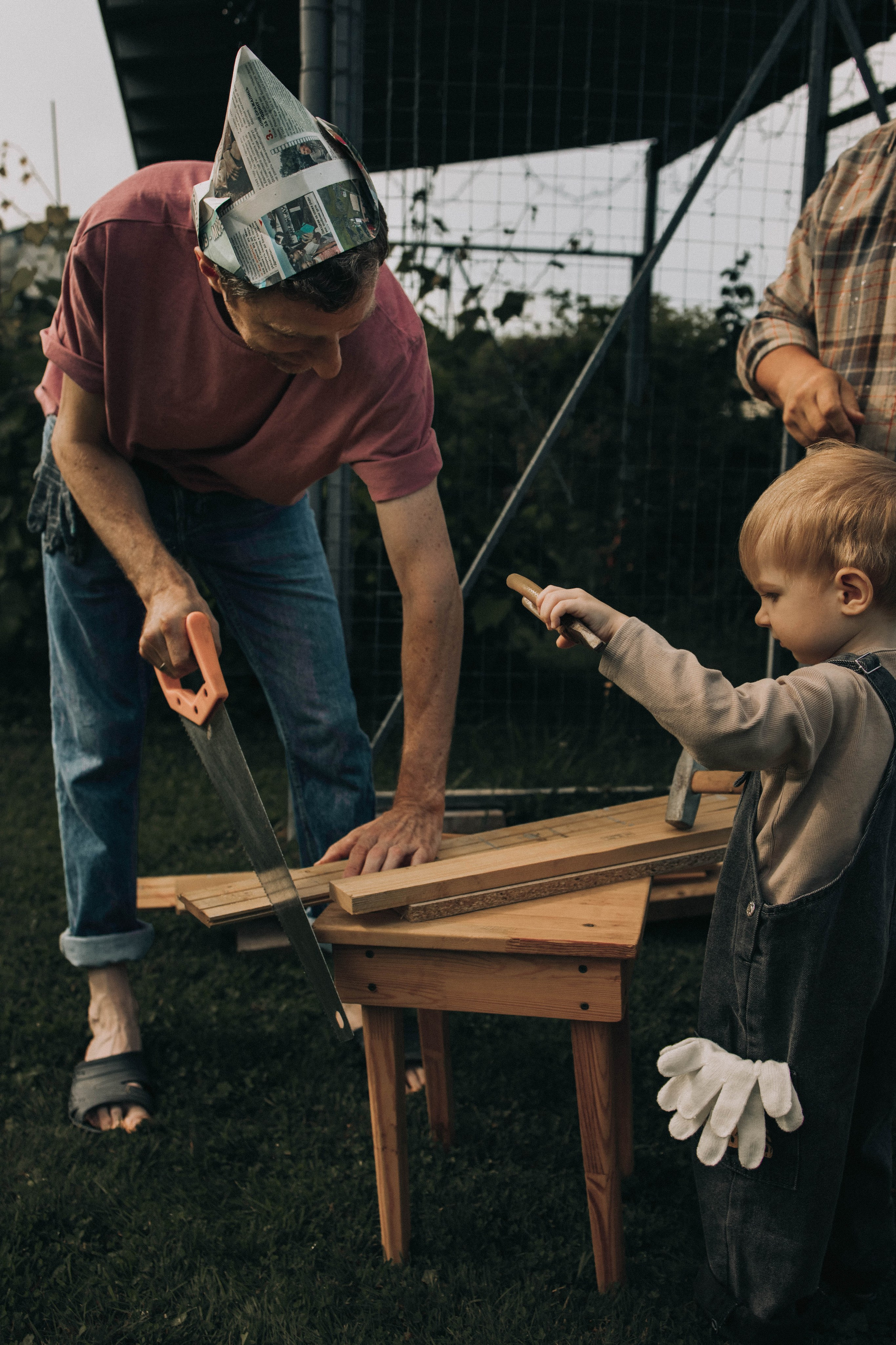 Стройка с дедом. Фотограф lifestylе в Москве Пшеничная Анастасия
