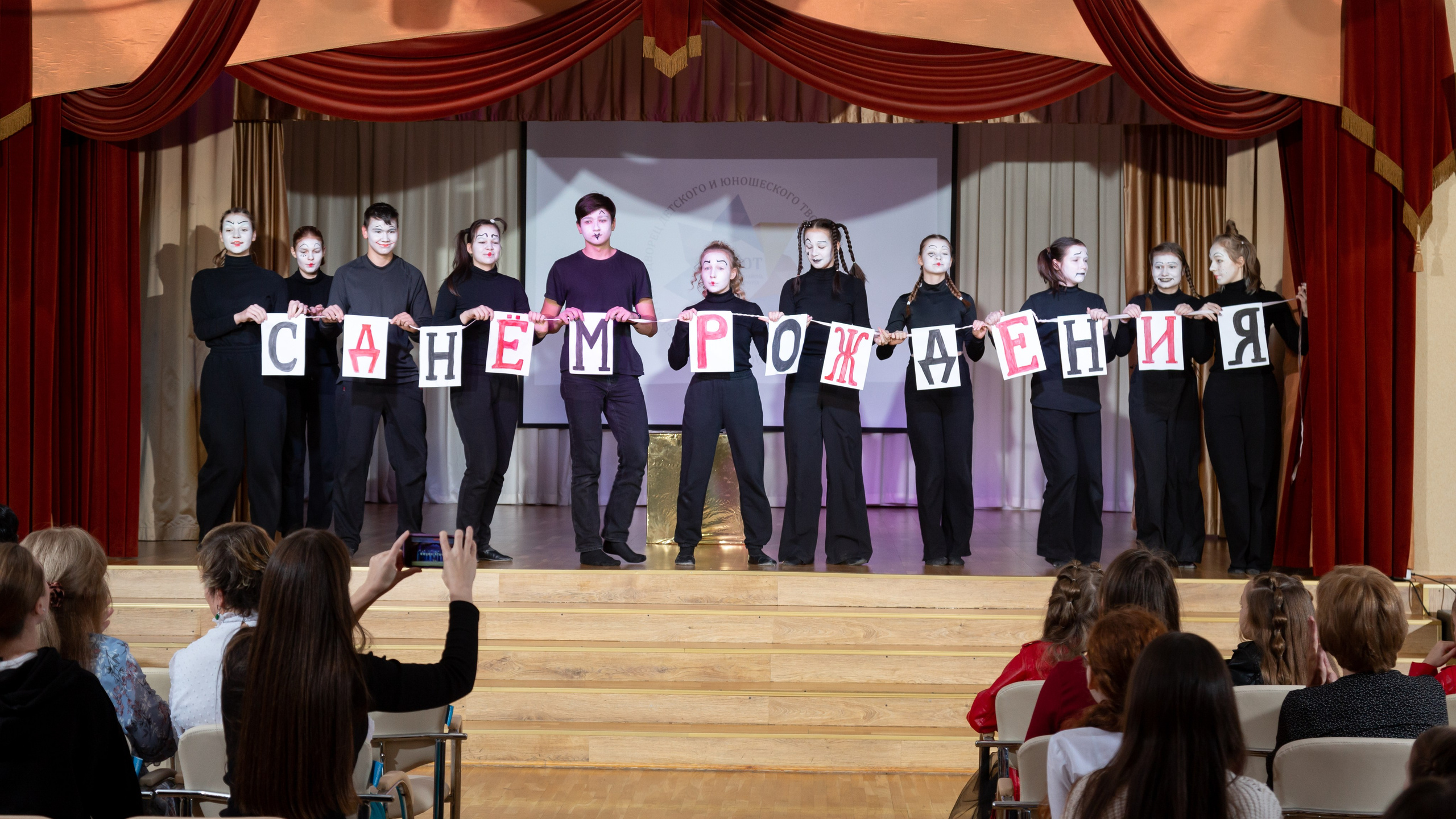 Звёздочки Дворца. Семейный и детский фотограф в Санкт-Петербурге Пуликов Дмитрий