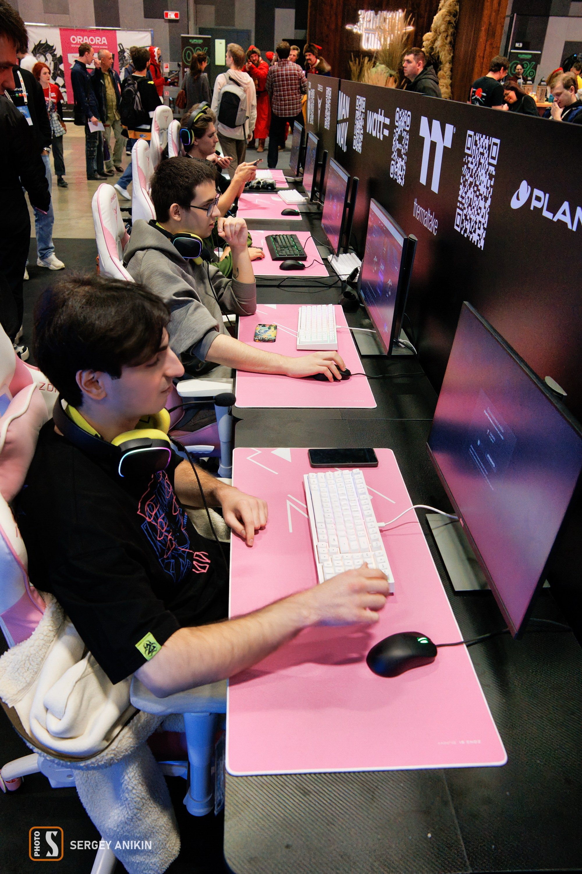 Фоторепортаж с фестиваля Игропром 2025 в Москве