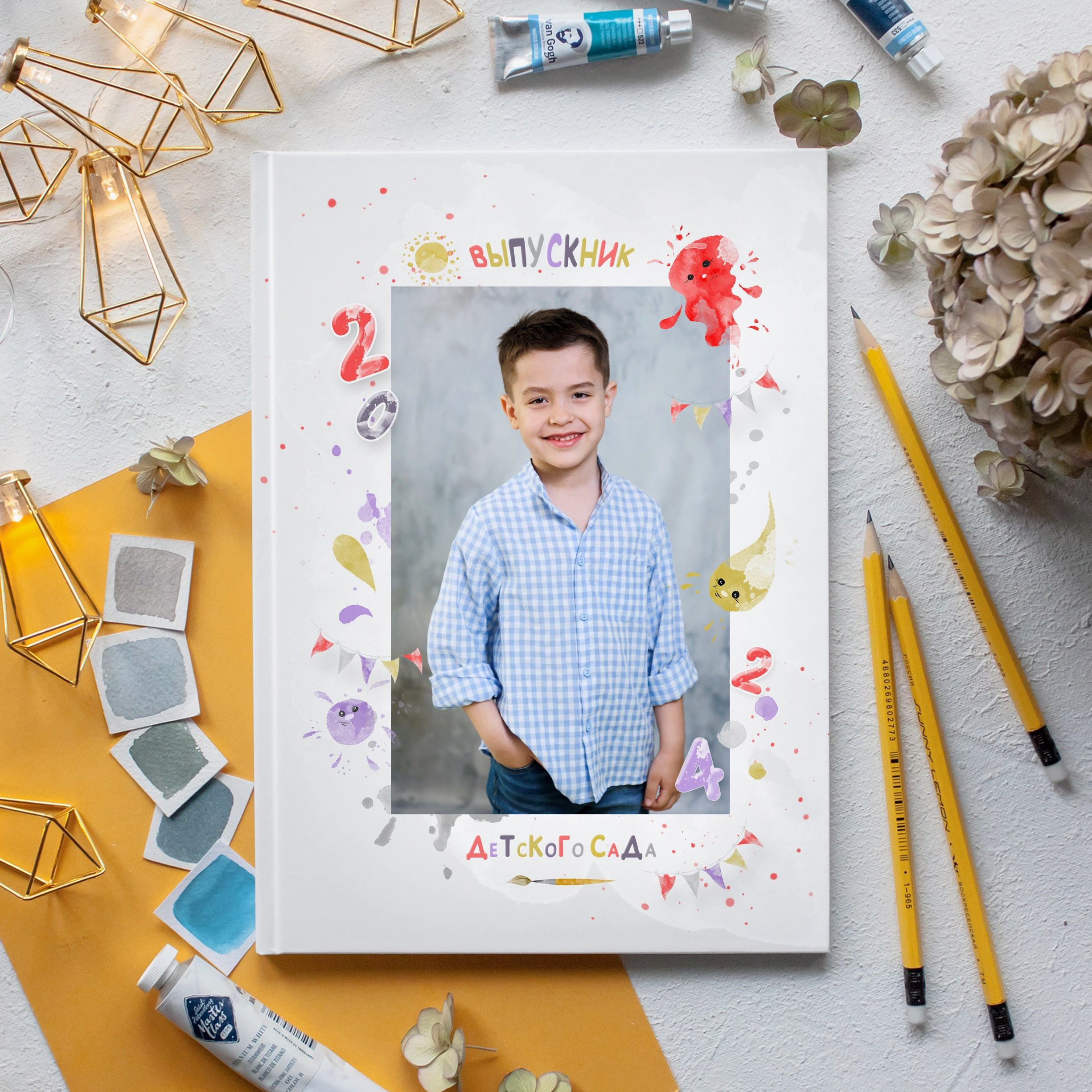 Образцы выпускных фотокниг для детского сада. Детский школьный и семейный фотограф в Краснодаре