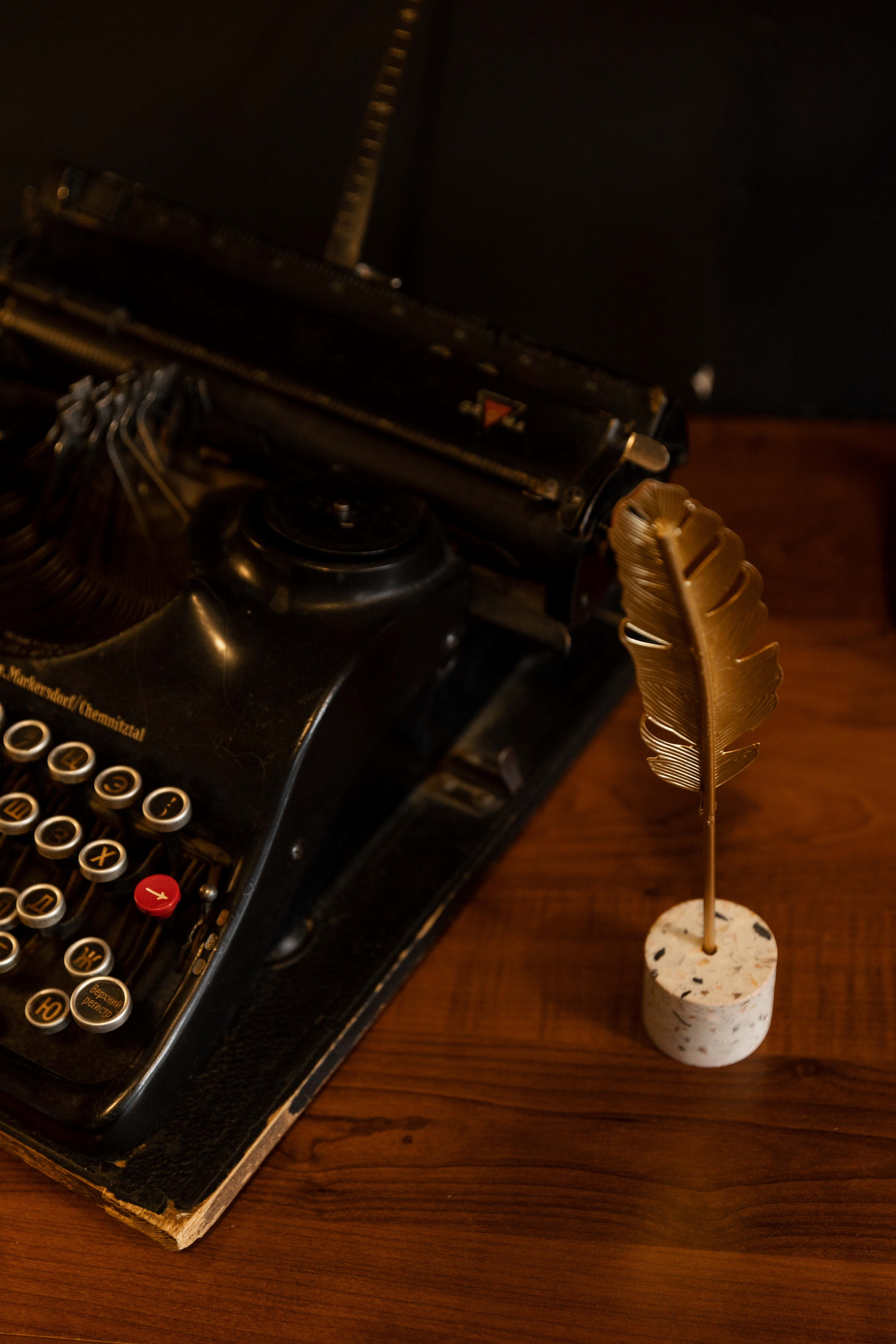 Анна. Я Ира и я фотографирую свадьбы более 10 лет