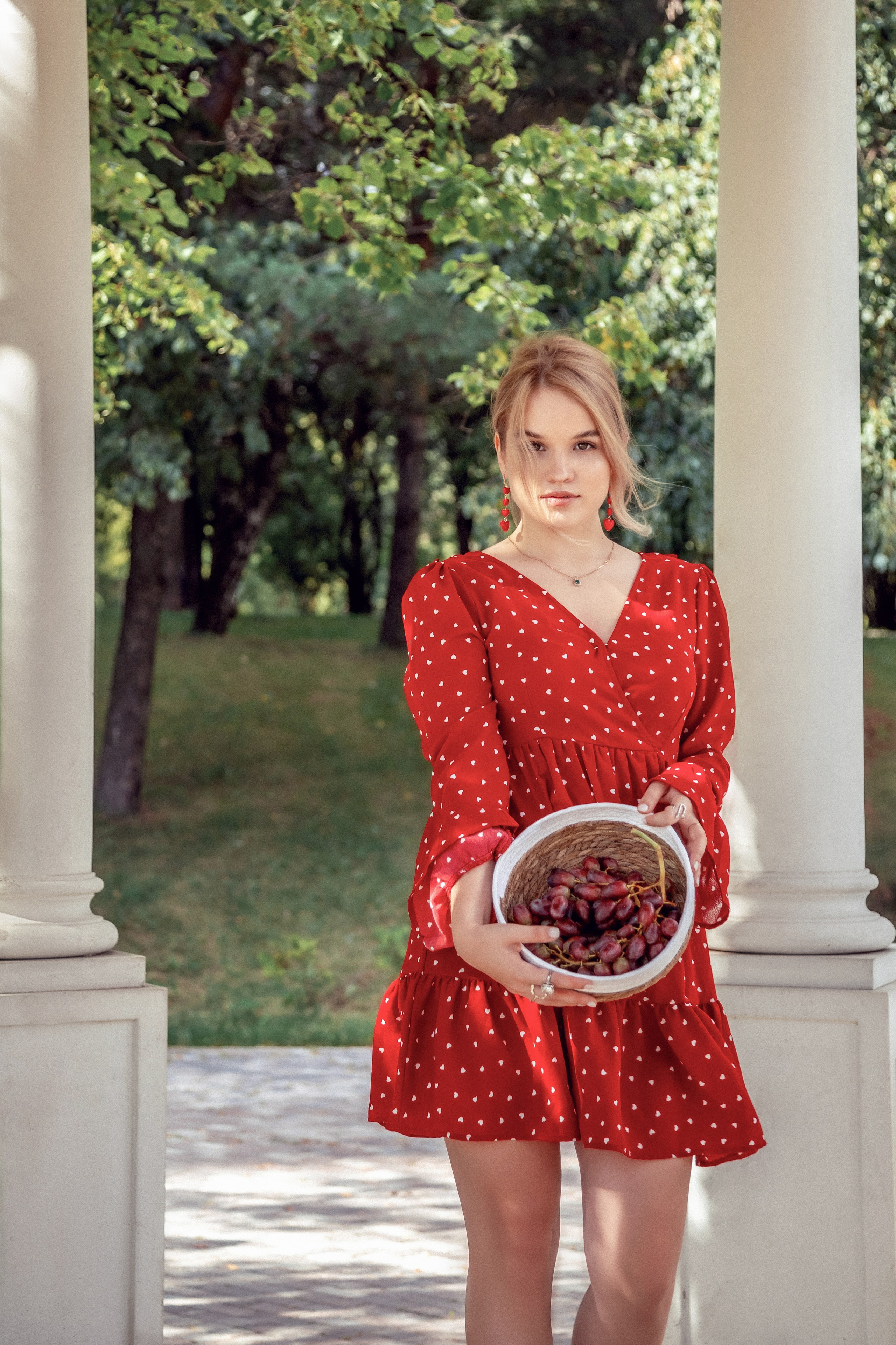 Фотопроект «Девушка с виноградом». Фотограф Алина Лебедь