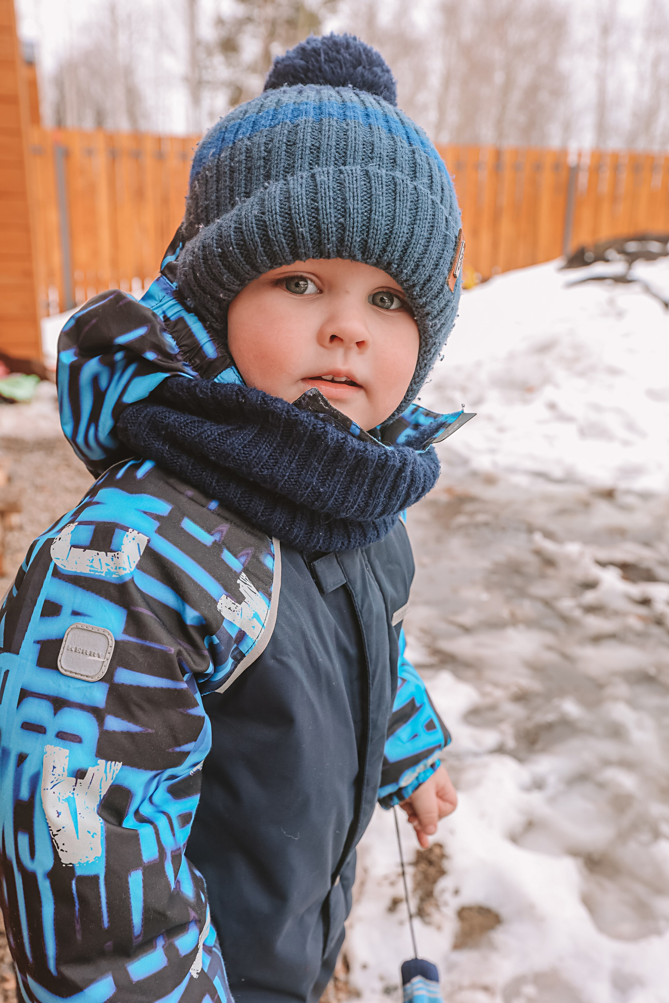 Семейная в домике (репортаж). Семейный фотограф Тюмень, фотограф на роды Салмина Мария