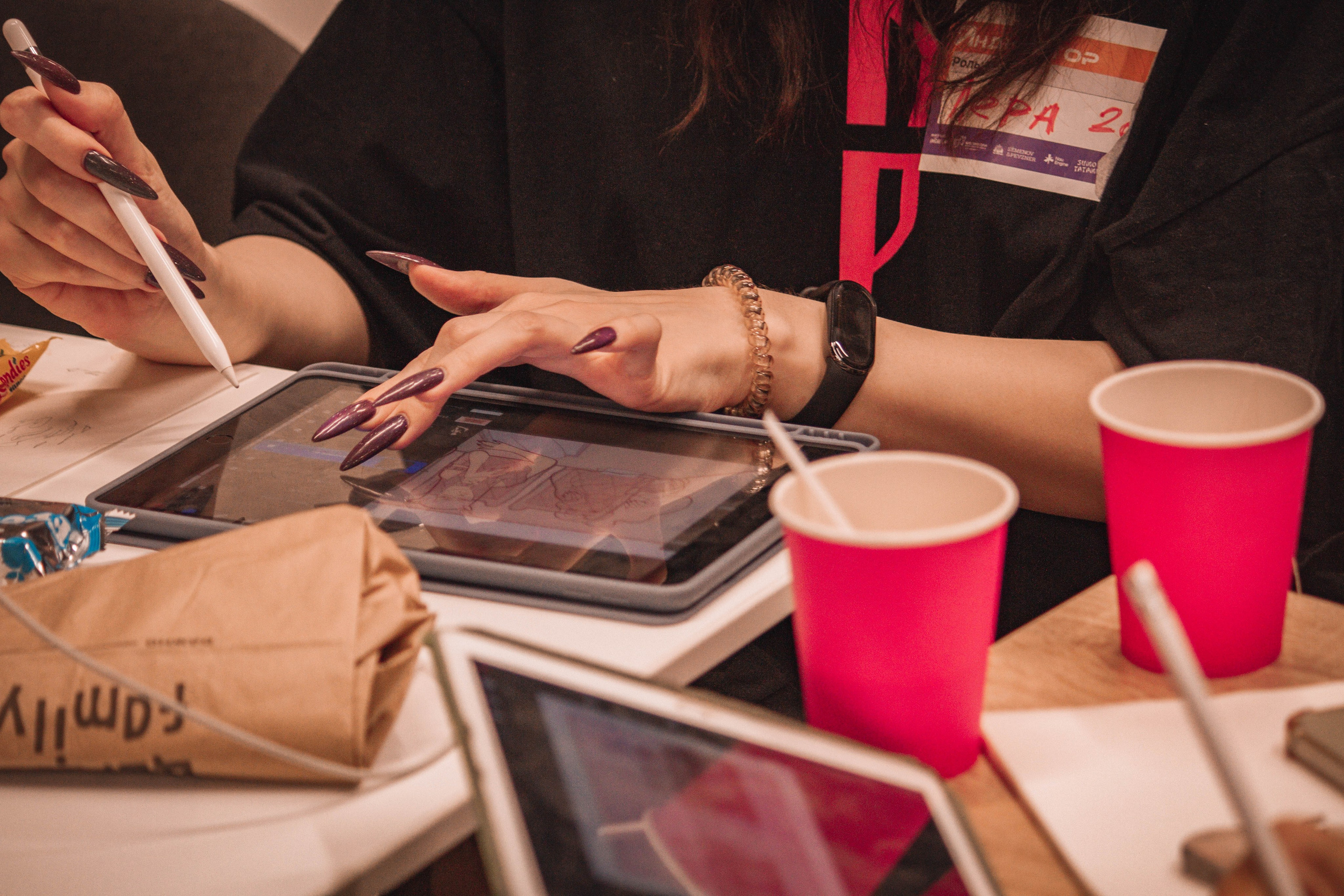 ЖЕНСКИЙ ГЕЙМДЖЕМ — Творческий сбор разработчиц. Создадим шедевр? Виталина и её фотоискусство