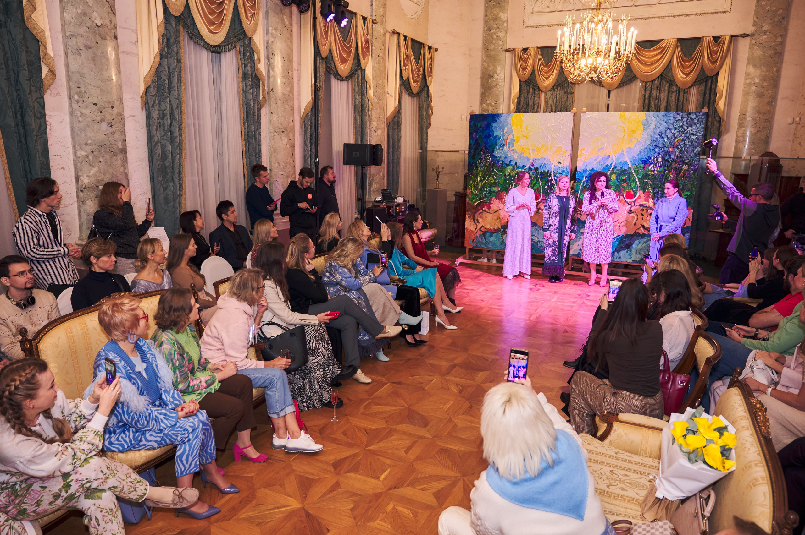 21.09.22 Люблино — Показ коллекции платьев. Никита Хохловский фото и видео продакшн