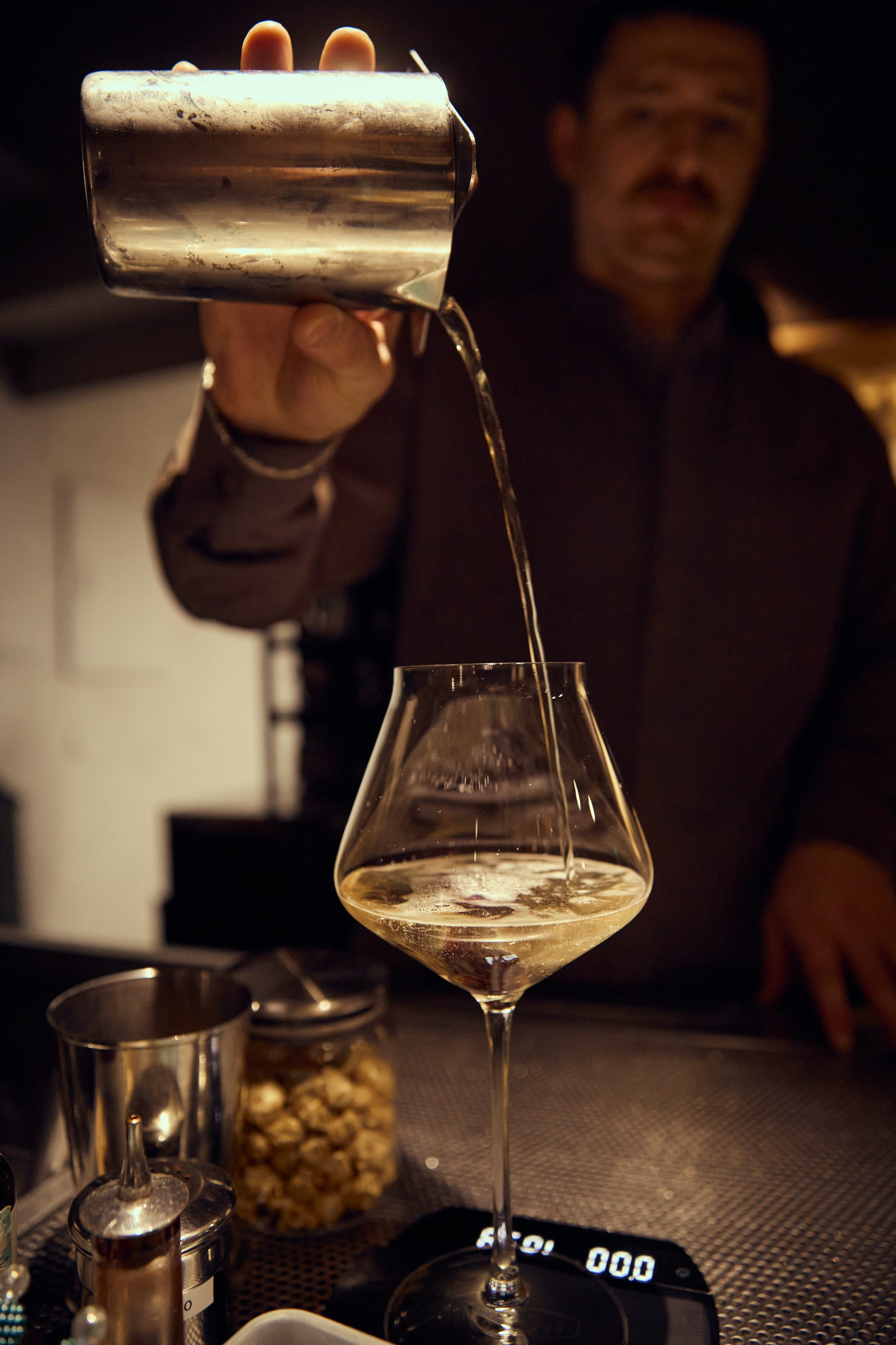 Презентация коктейлей от Simple Wine. Контентный и репортажный фотограф Виталий Кулешов | Москва