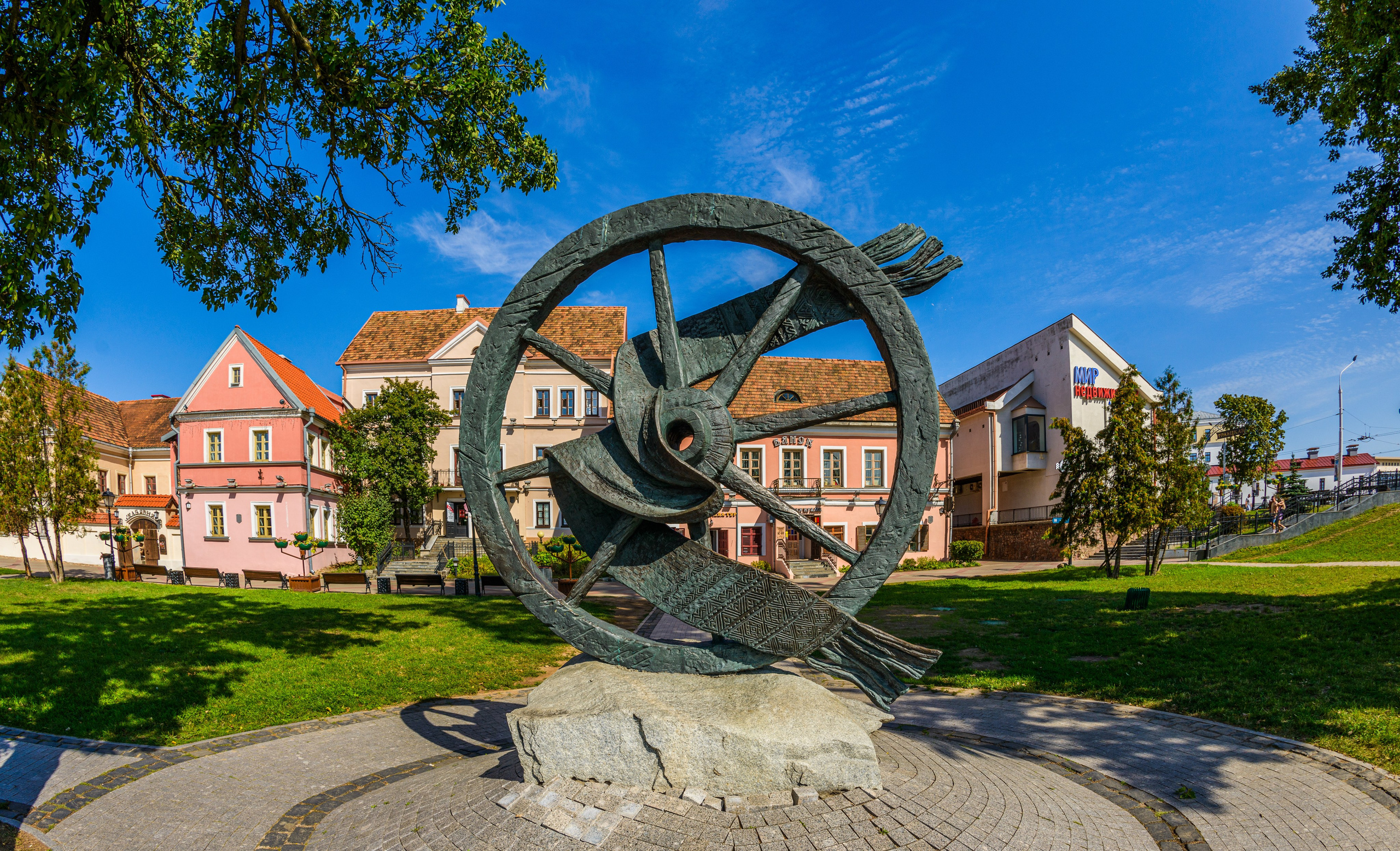 АРТ Город Минск. Фотограф Платон Македонский