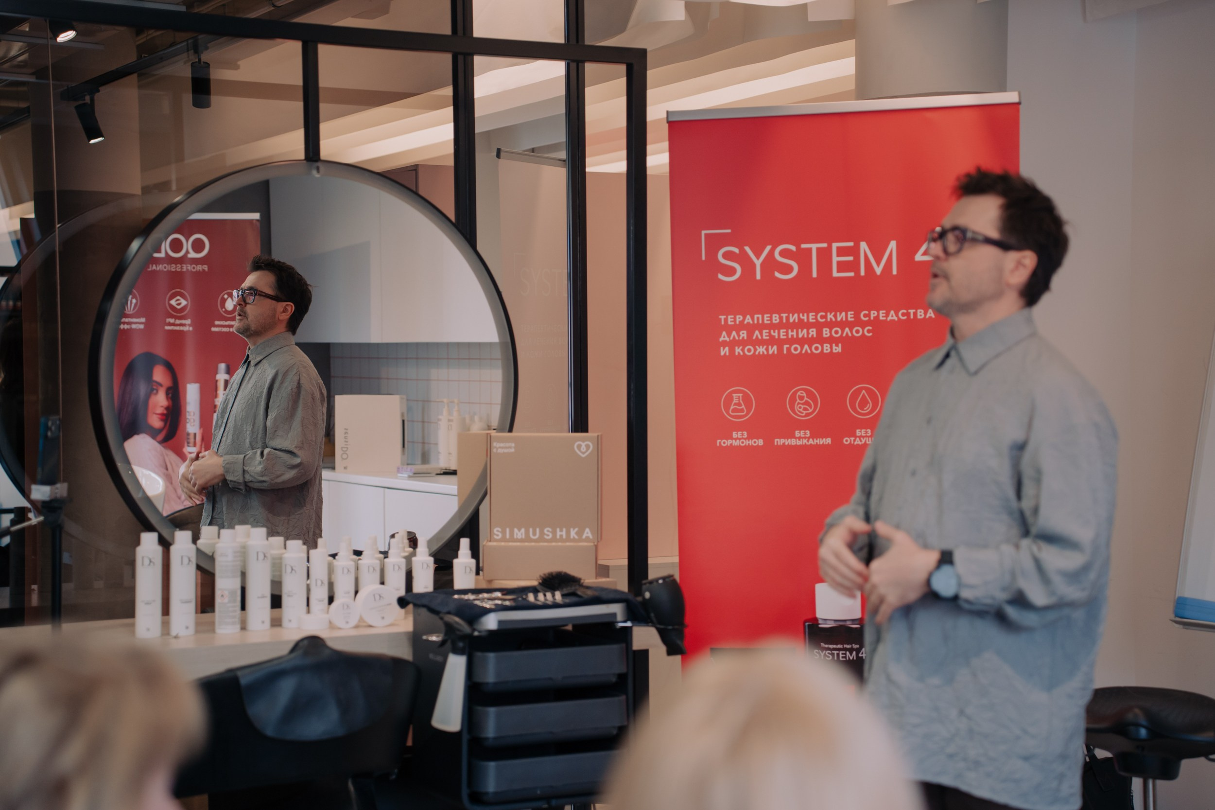 Мастер класс по стрижкам от Олега Курникова. Портретный и репортажный фотограф в Санкт-Петербурге Максим Пашков