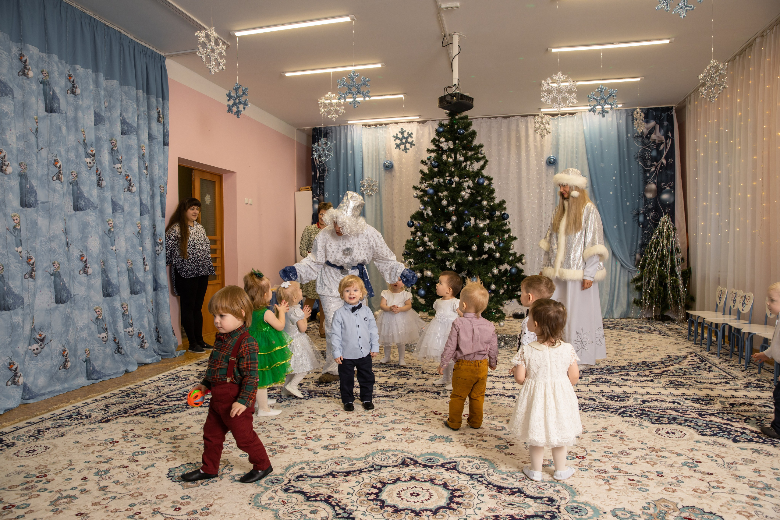 Новогодний утренник Успех. Фотограф в Железнодорожном и Балашихе
