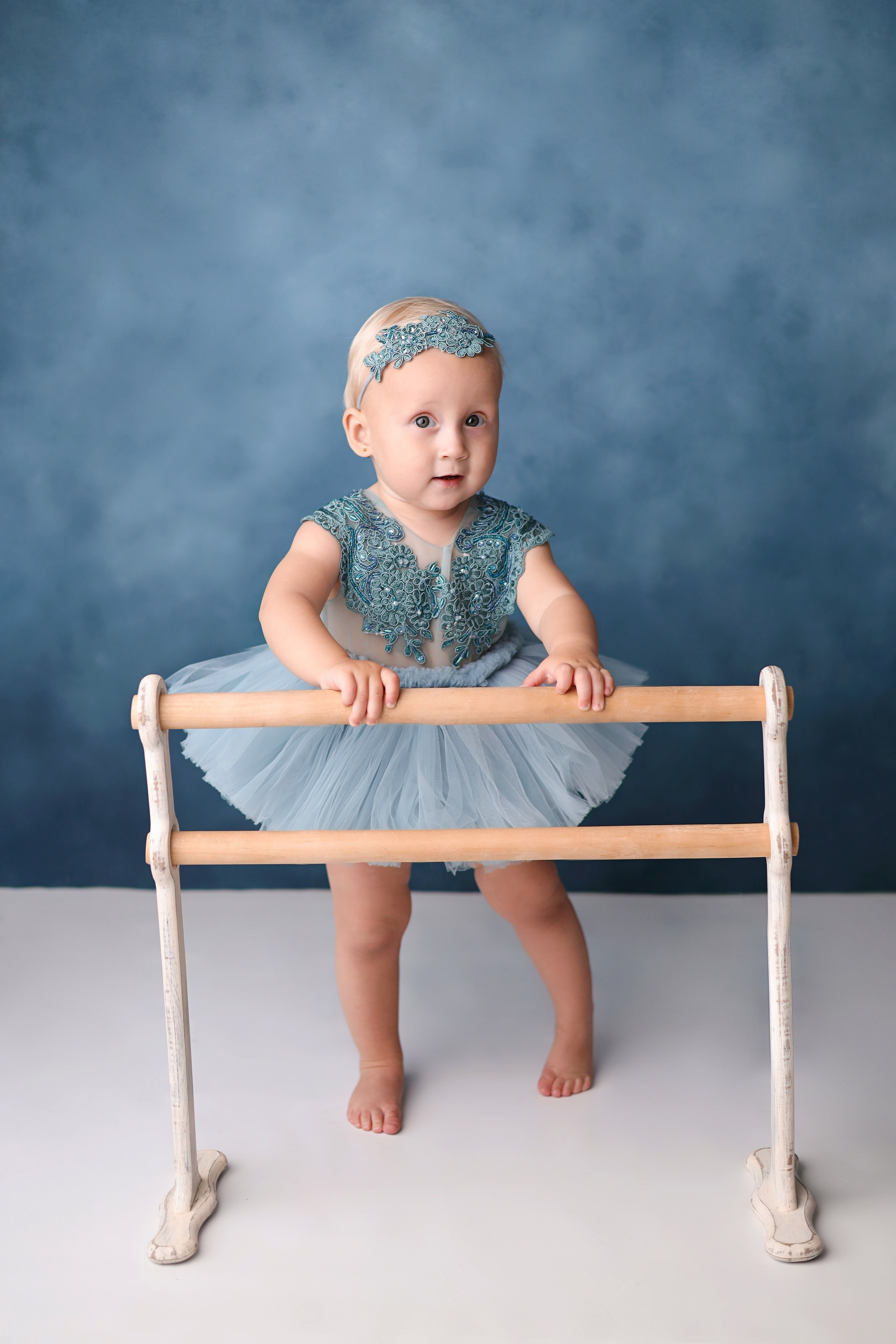 Виктории 1 годик. Фотограф новорожденных Москва. Ньюборн фотограф Москва