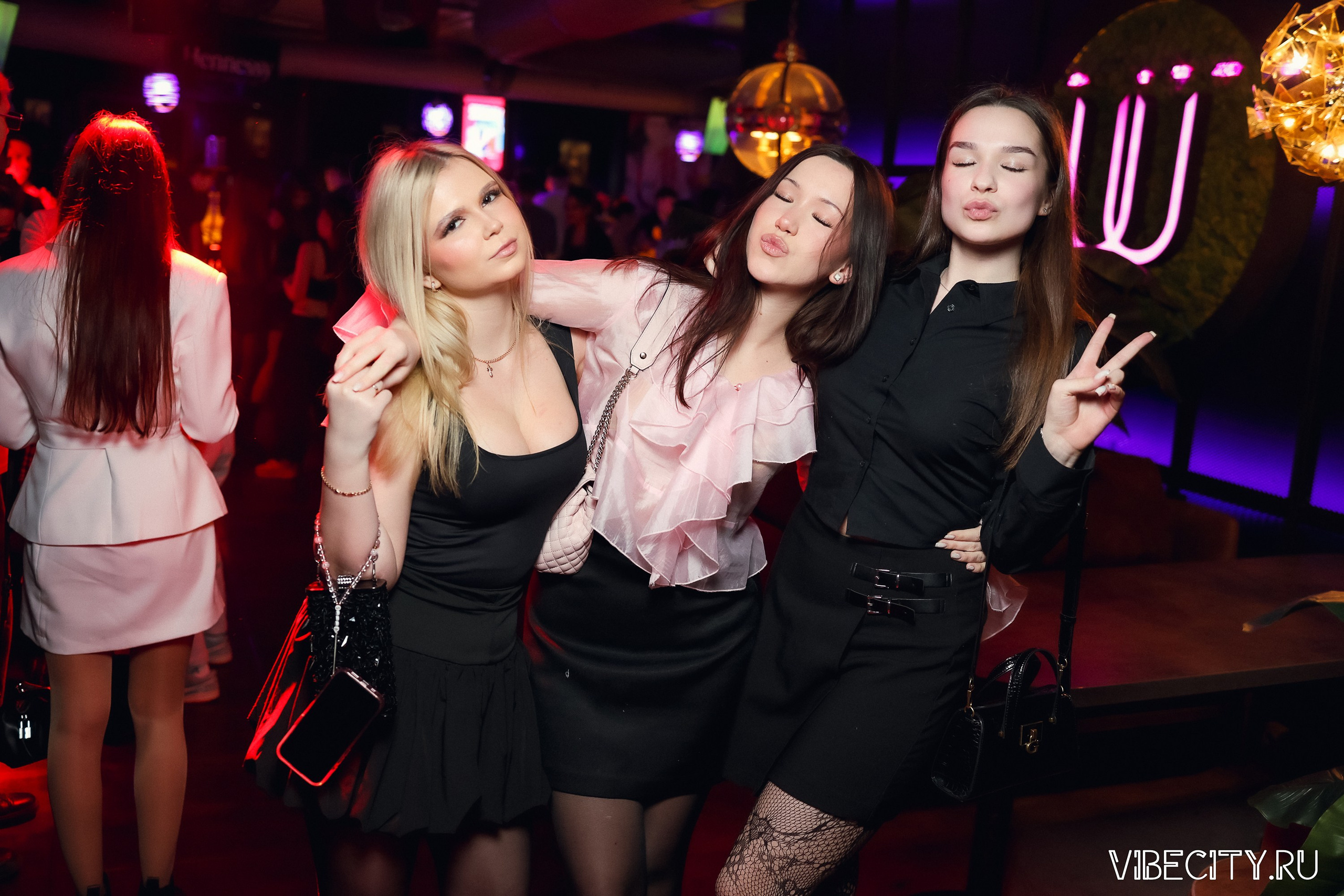 DOUBLE U. VIBECITY.RU Вайб Сити Ру Фоторепортажи Фотоотчеты Калининград