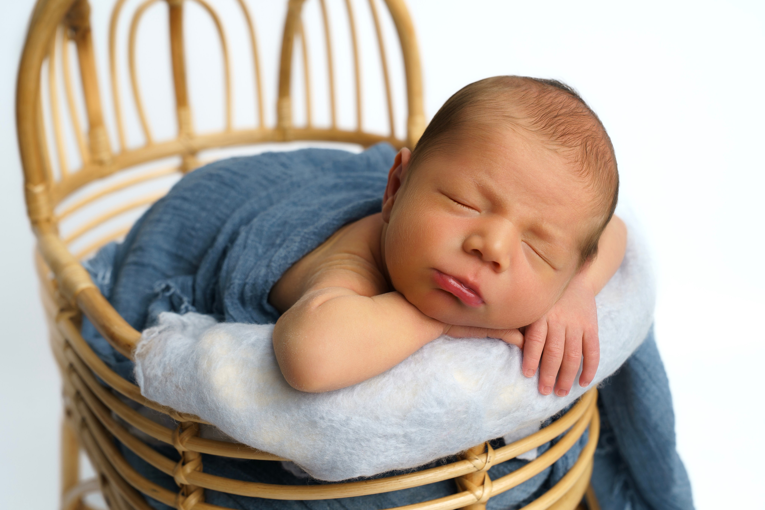 Новорожденные. Фотограф новорожденных, детей до года и беременных в Симферополе