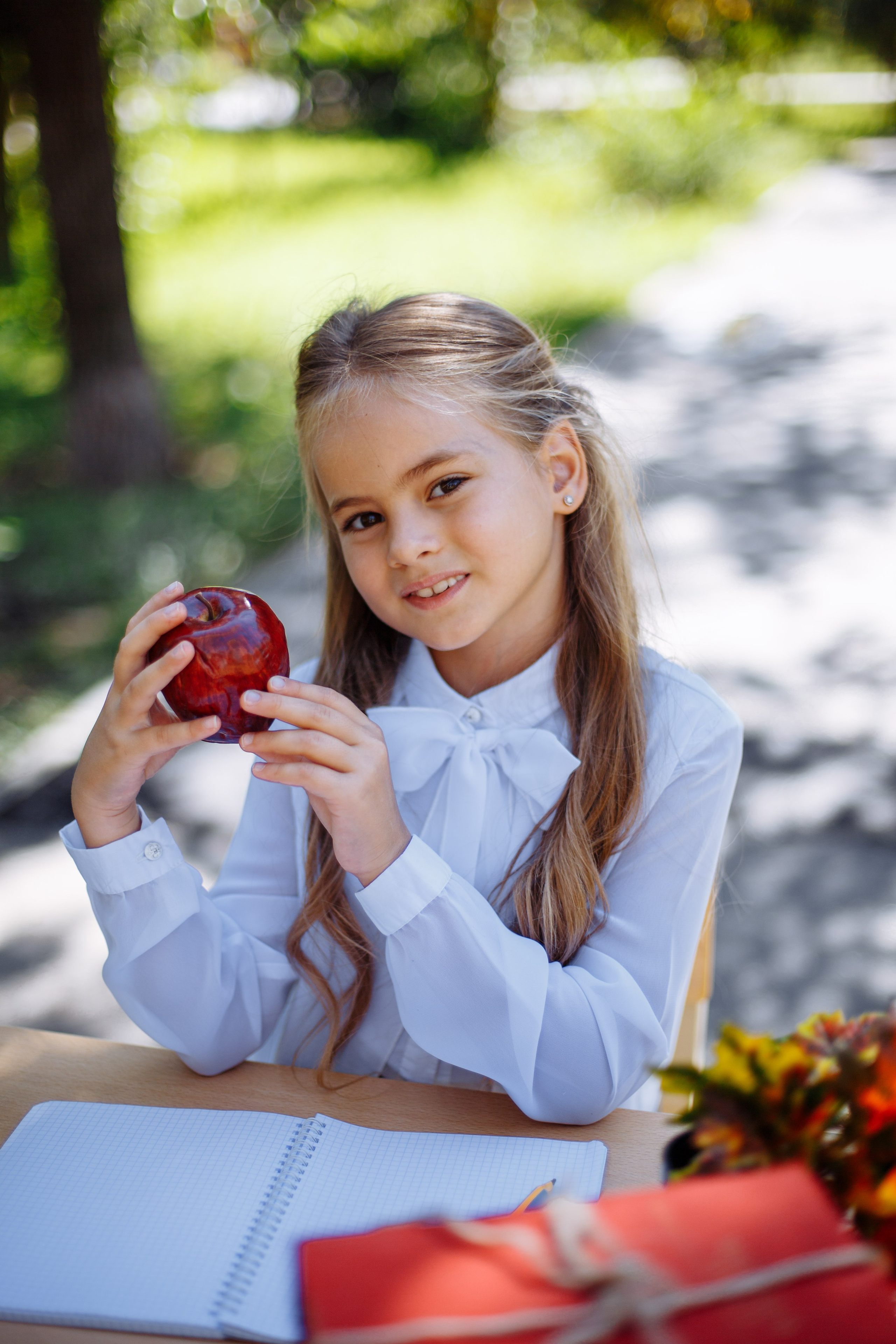 Начальные классы. Выпускные школьные фото­альбомы для школ и детских садов в Волгограде и Волжском