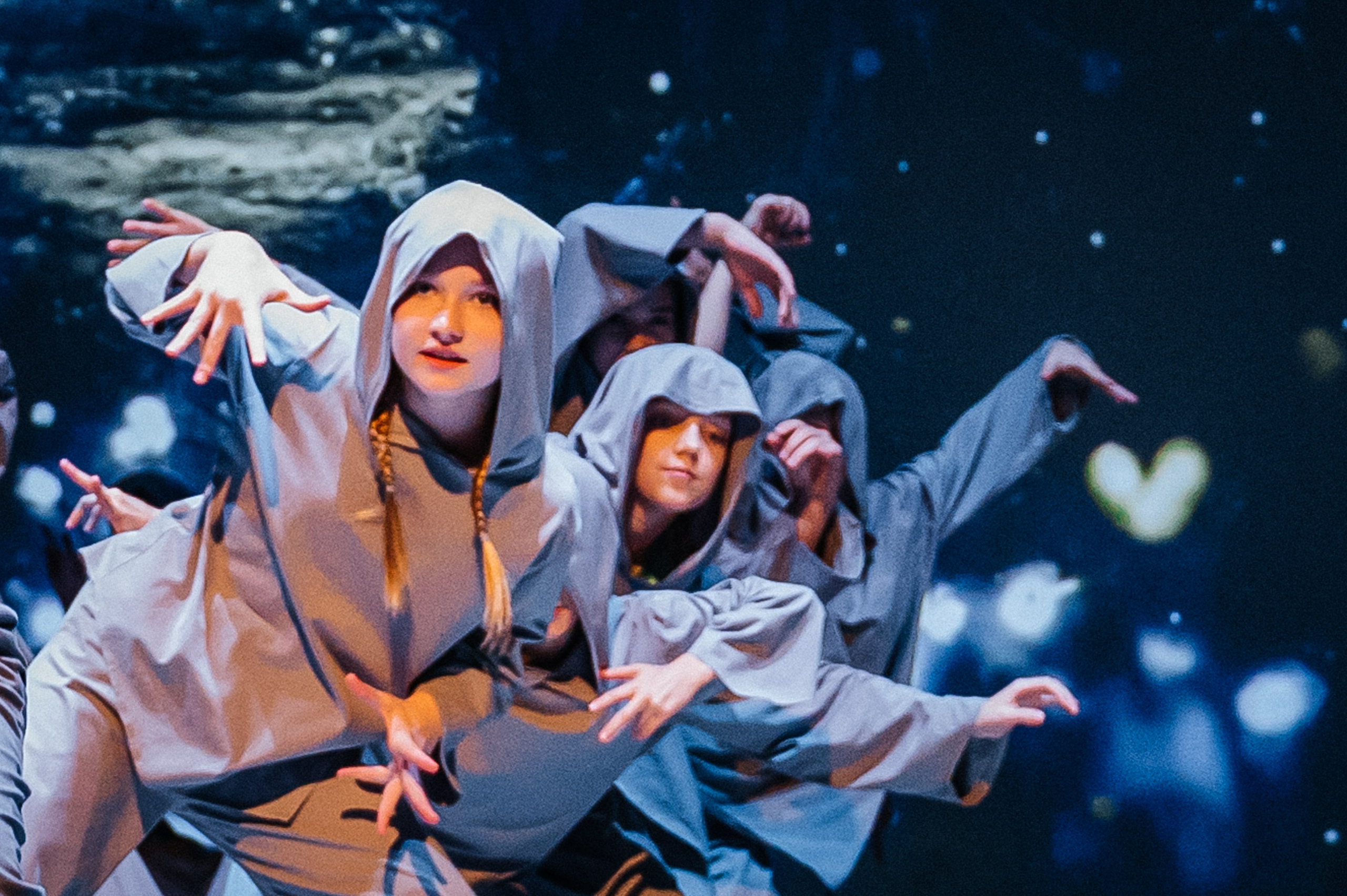 Танцы. Фотограф Елена Рогашкова