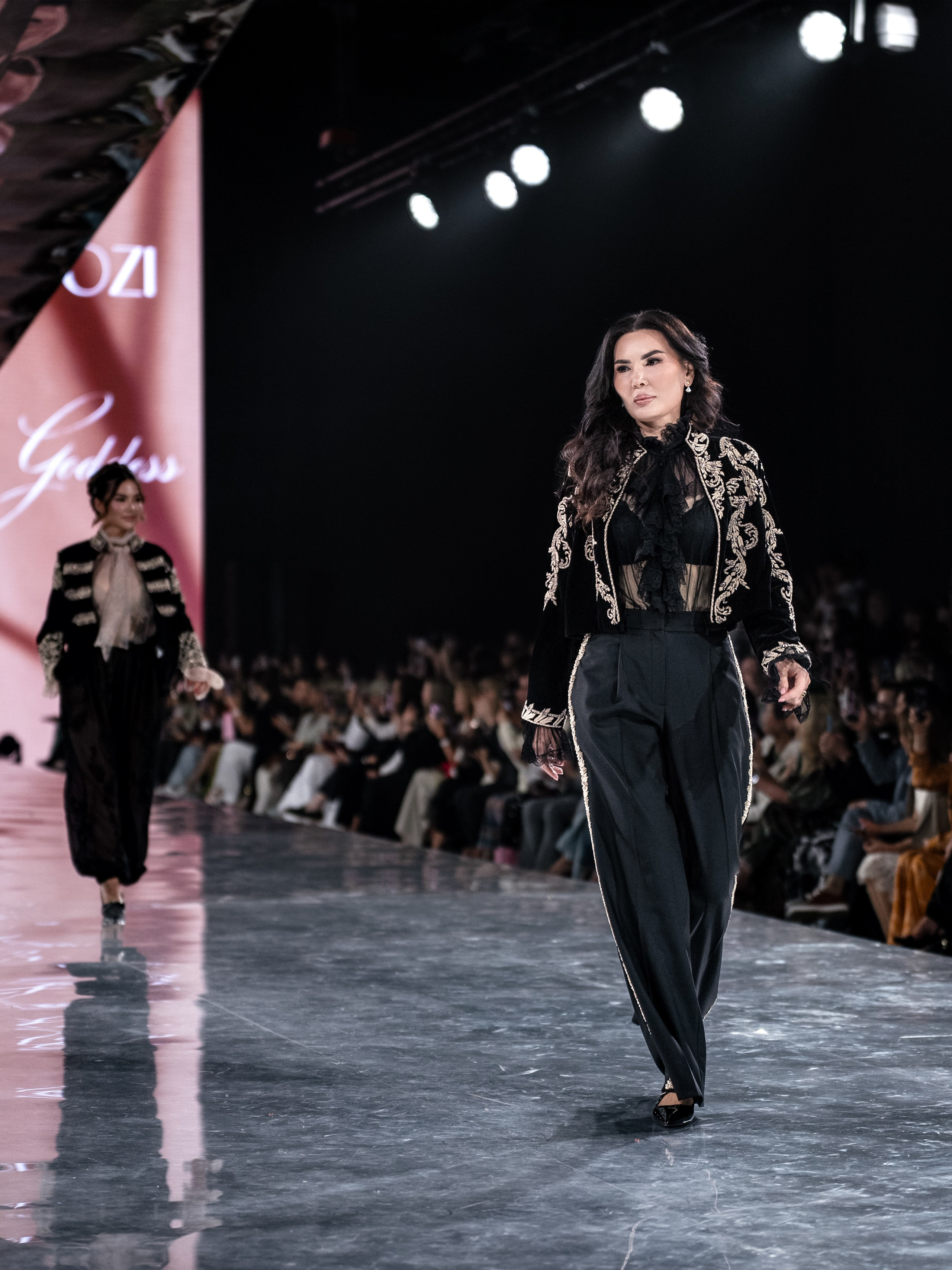 Kazakhstan Fashion Week Zardozi. Сайт Алматинского НЮ АРТ, будуар и фэшн фотографа Дениса Карпенко