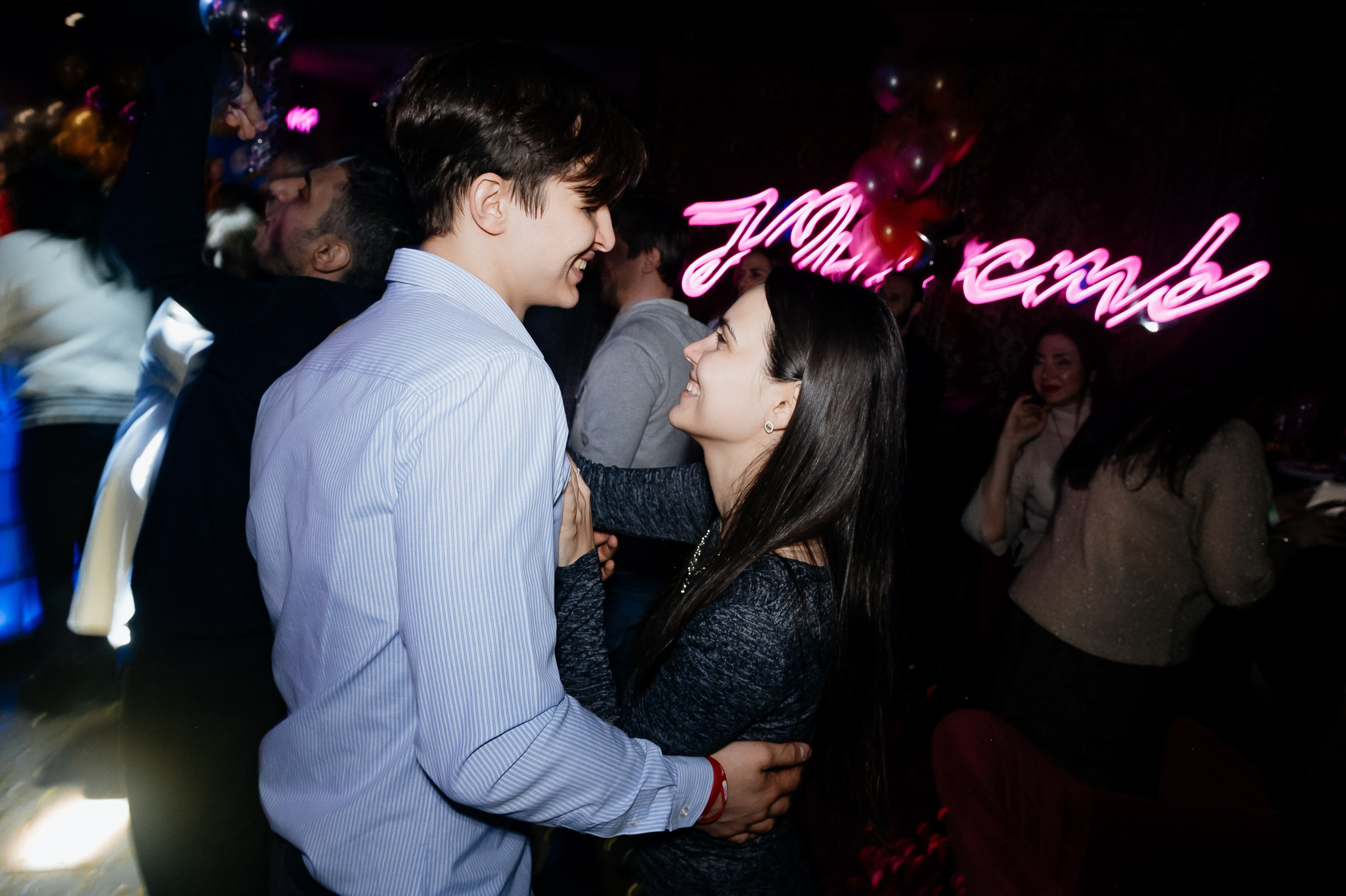 Фотосъемка открытия бара Руки Вверх. Свадебный фотограф Москва — Сергей и Татьяна