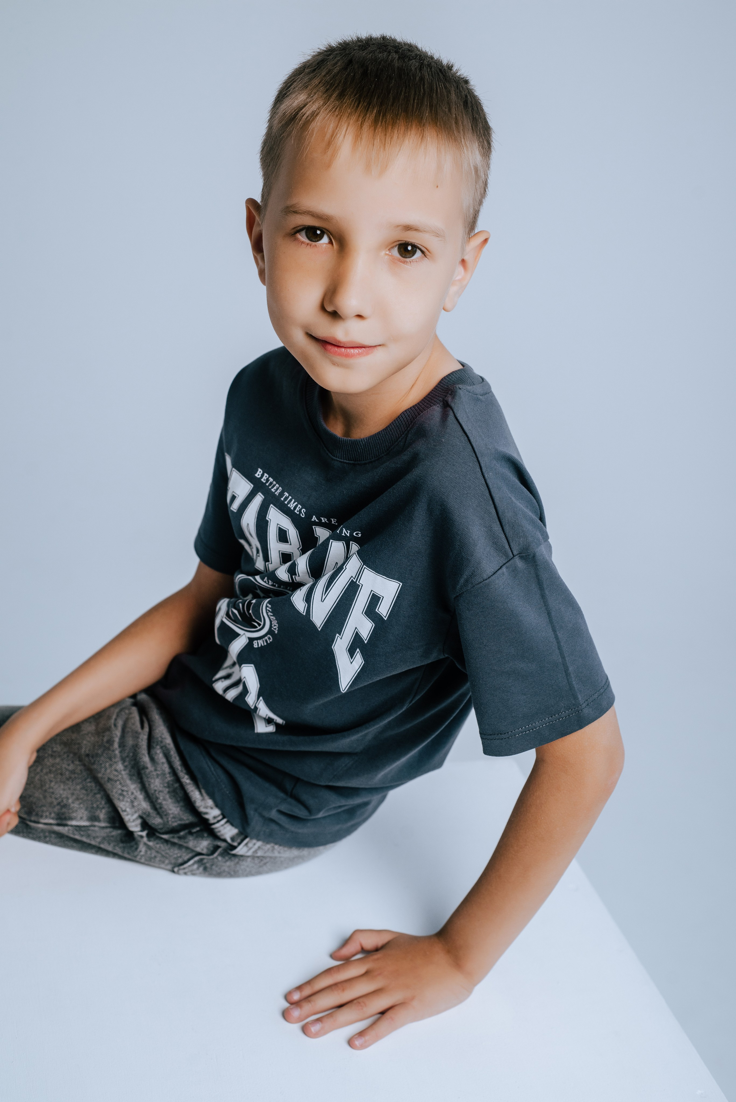 4Б — школа № 1. Фотограф Ярмишко Дарья. Выпускные фотокниги