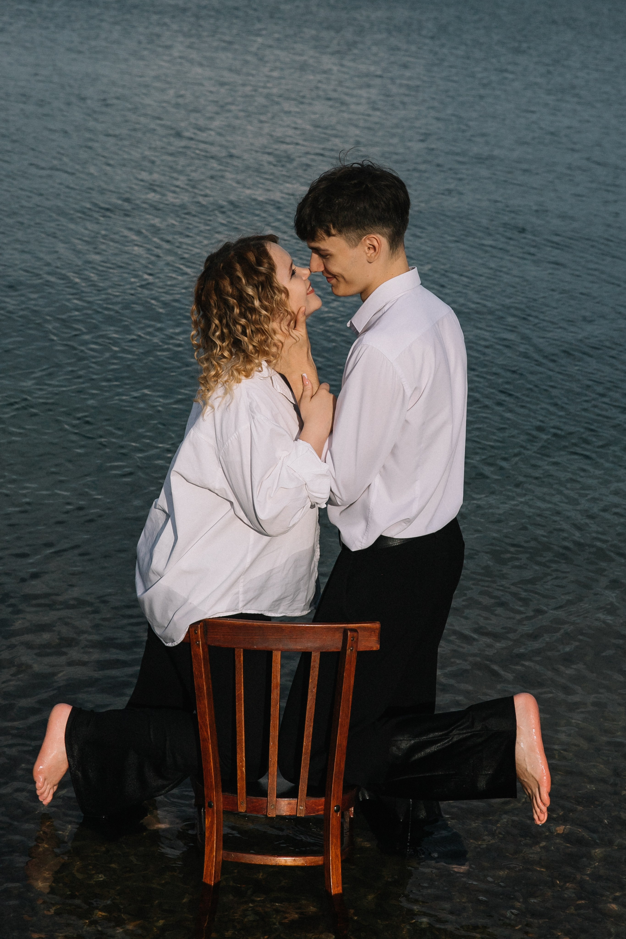 LOVE story для Лизы и Дениса. Фотограф в Иркутске Анастасия Кись. Студийная фотосессия беременности в тканях Иркутск. Семейная фотосессия, ПОРТРЕТ «ПОКОЛЕНИЕ»