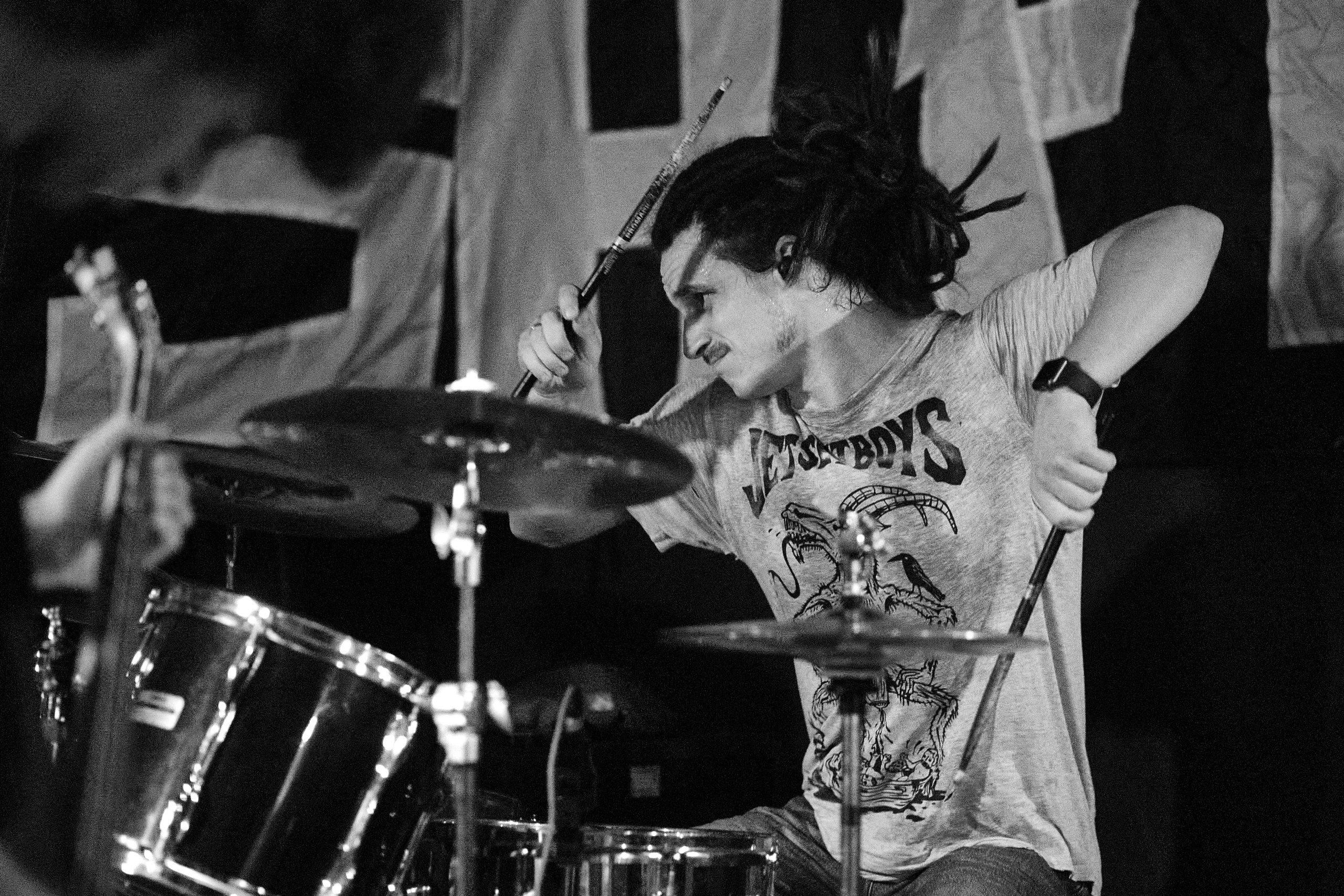 Plush Fish / ВЕЛИКОЕСЧАСТЬЕ / Мятный Крикет. Фотограф Юлия Маринина