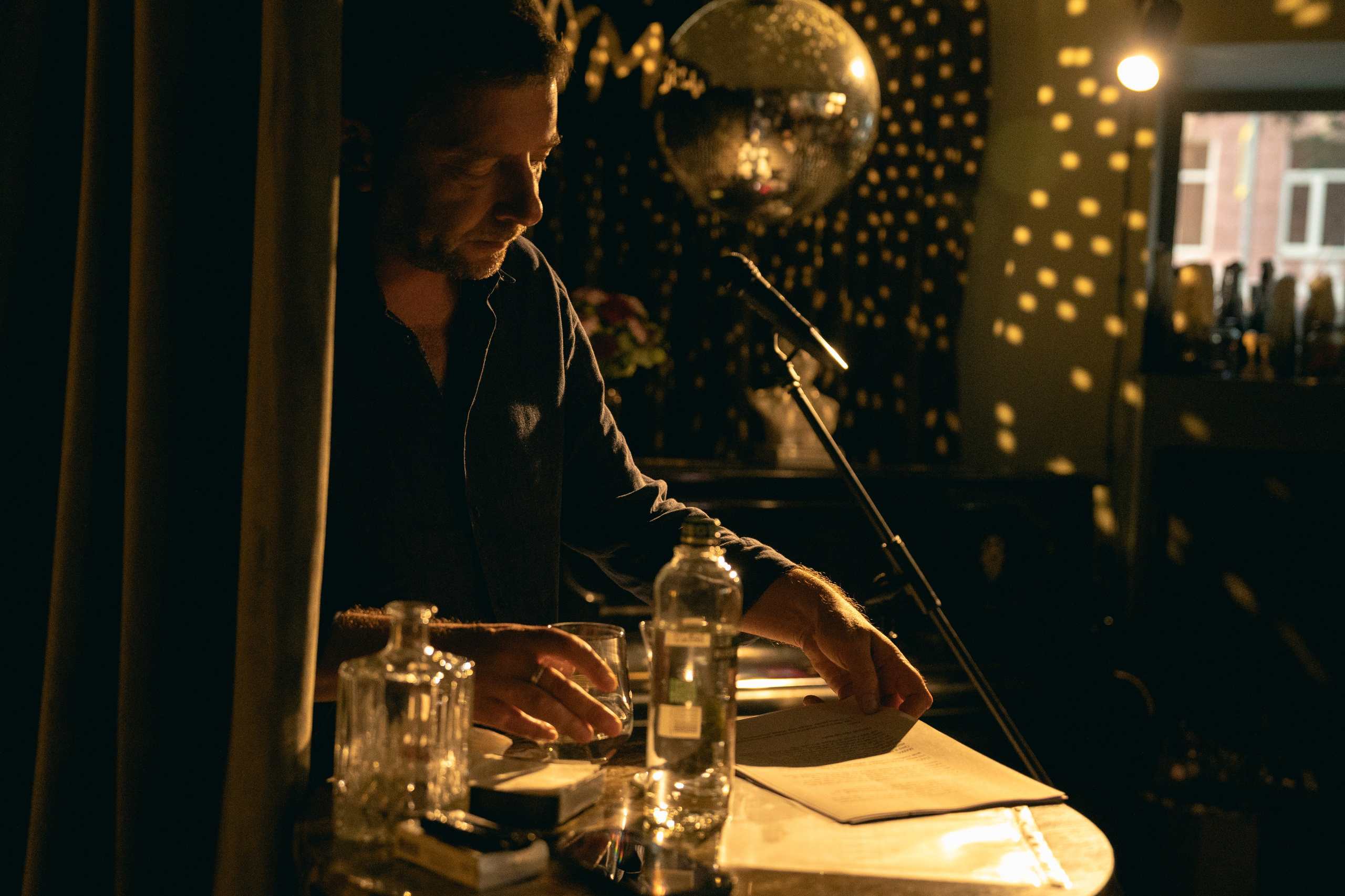 Алексей Агранович. Творческий вечер. Кабаре ШУМ. Alexey Agranovich. Фотограф Ирина Соколенко Санкт-Петербург