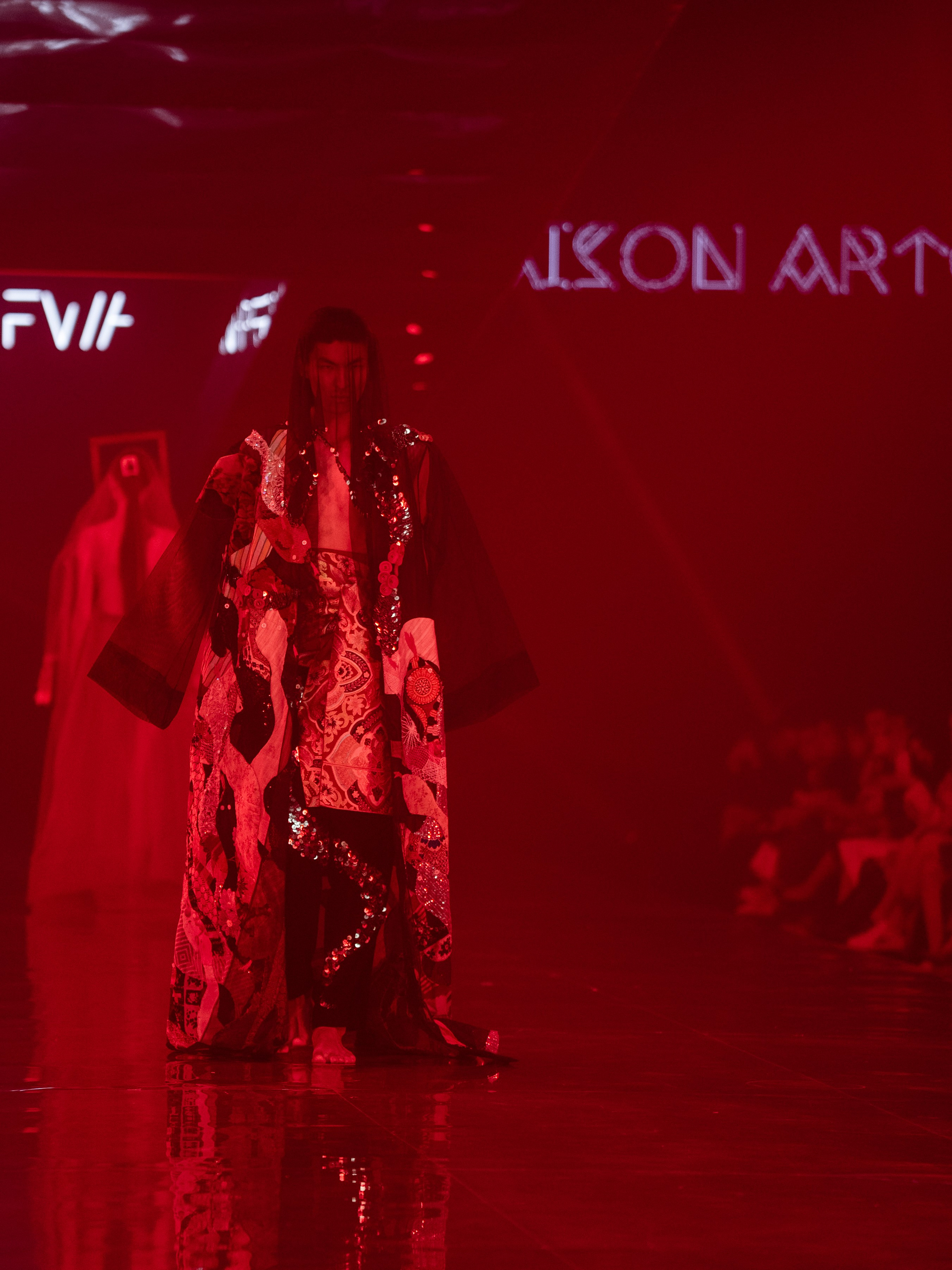 Visa Fashion week Maison Artc. Сайт Алматинского НЮ АРТ, будуар и фэшн фотографа Дениса Карпенко