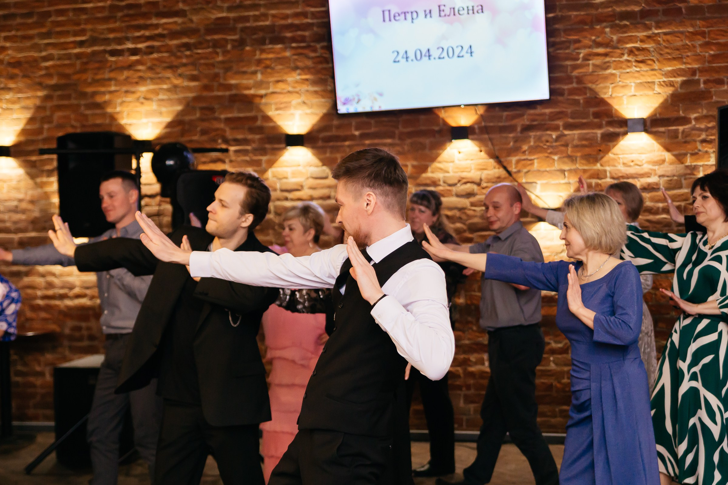 24.04.24 Петр & Елена. Свадебный и семейный фотограф в Новосибирске Дарья Кель