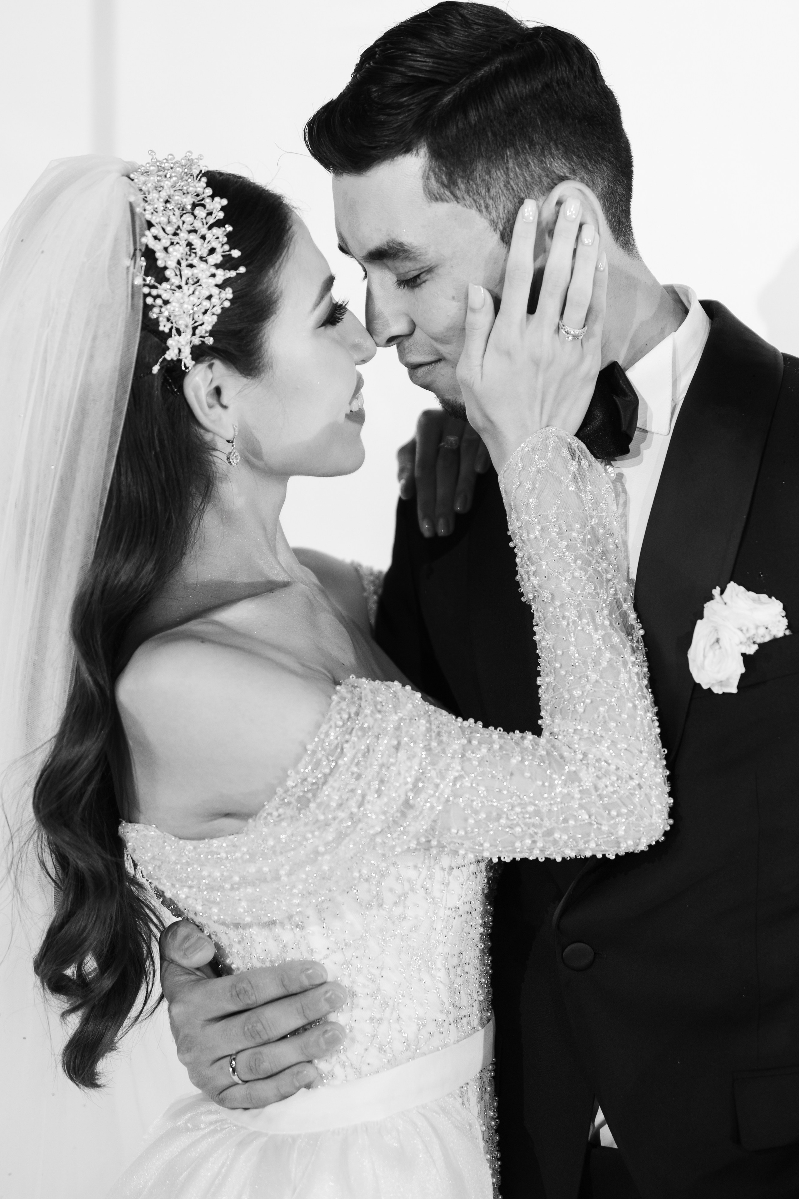 Акрам и Азиза