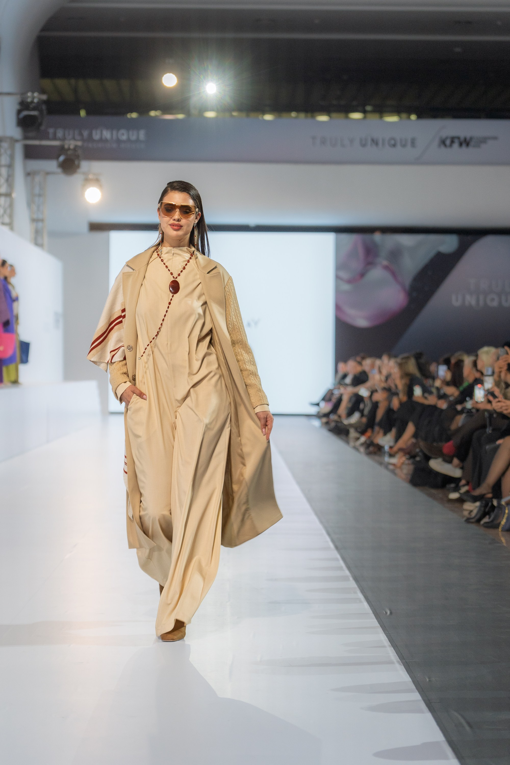 Shakerbay Vita Nova. Сайт Алматинского НЮ АРТ, будуар и фэшн фотографа Дениса Карпенко