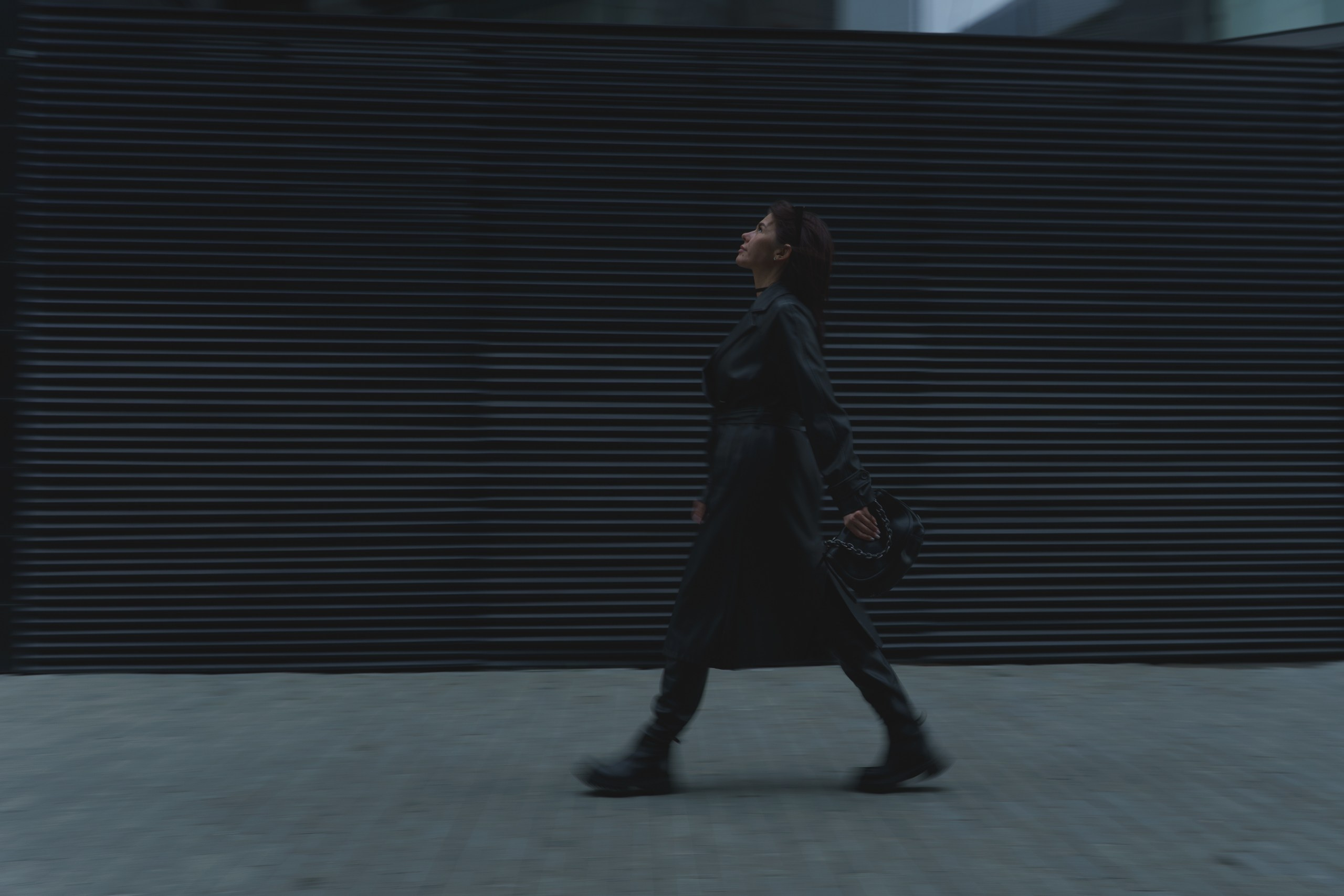 Ночной город в кадре: портретная фотосессия для блогера | Фотограф Екатеринбург