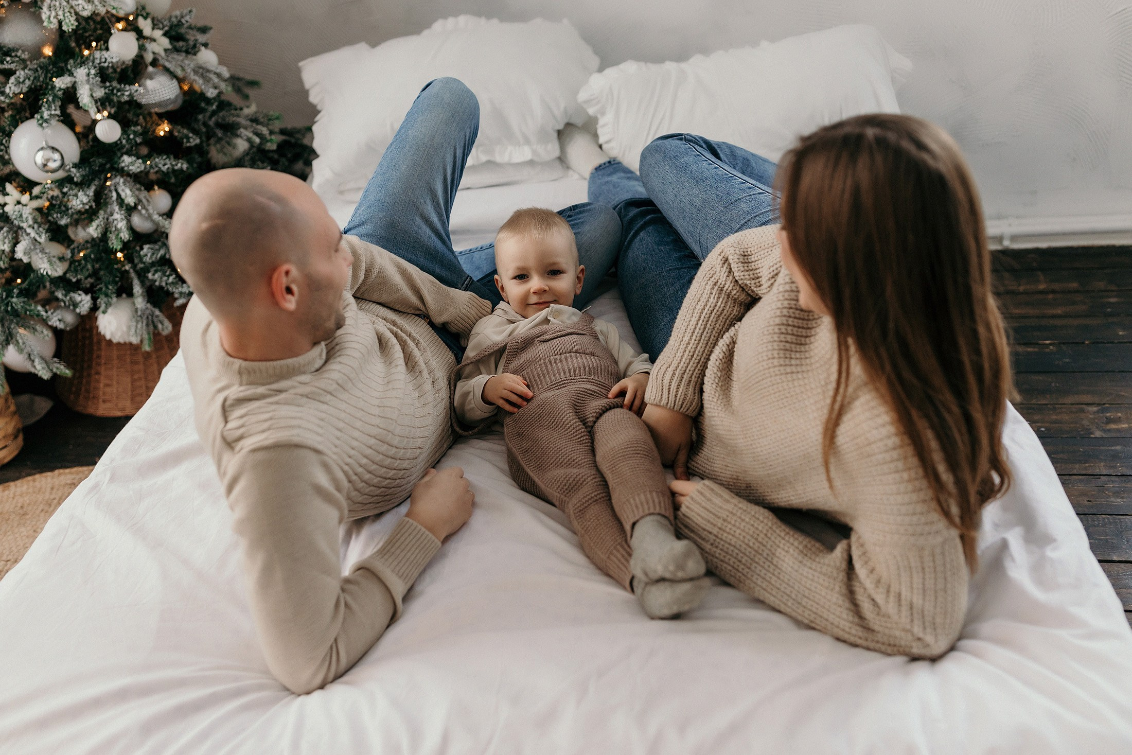 Антон Наташа и Тима. Свадебный и семейный фотограф в Казани и Волжске