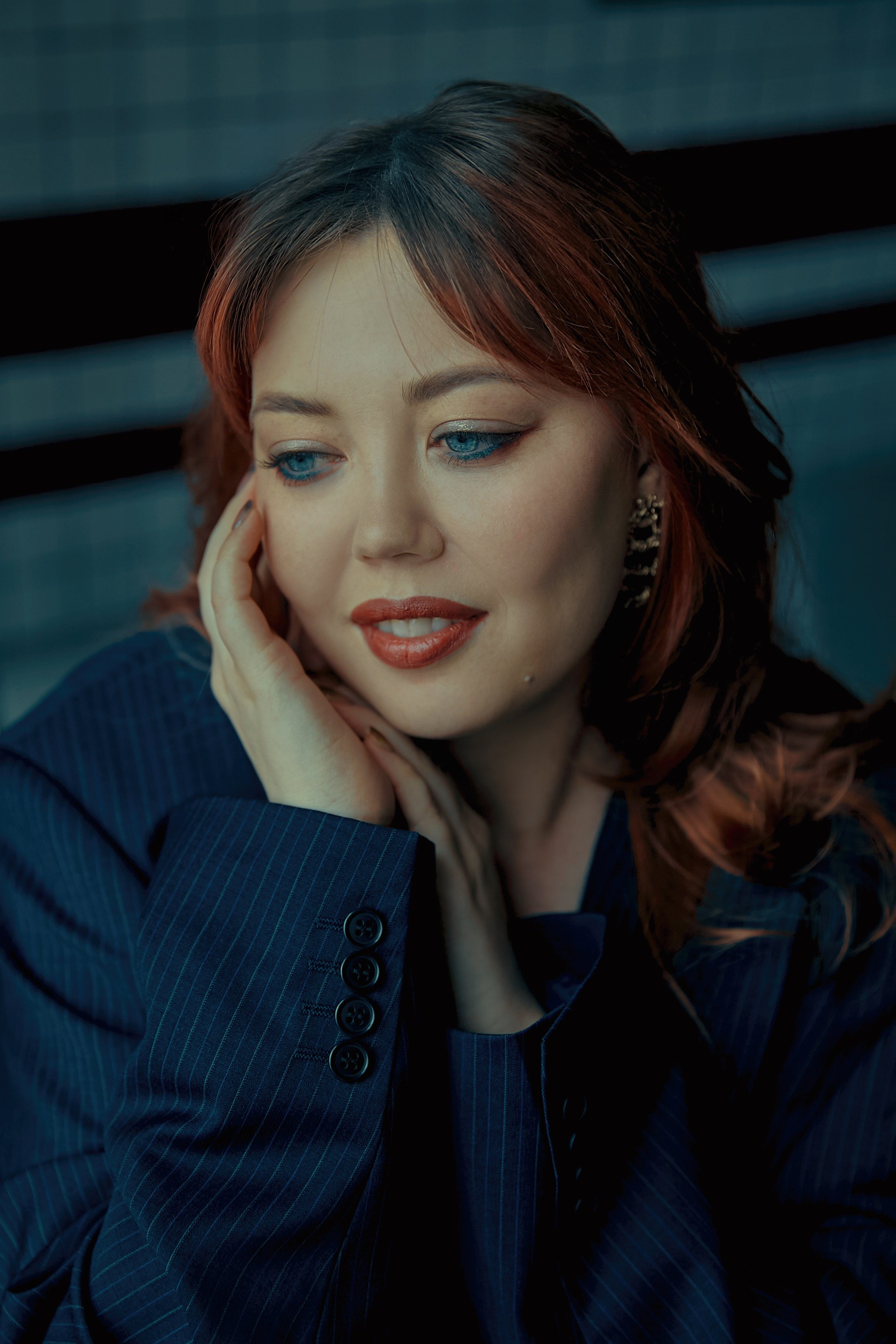 Фотосъемка в студии рыжей девушки. Рекламный фотограф Санкт-Петербург Катерина Мишкель