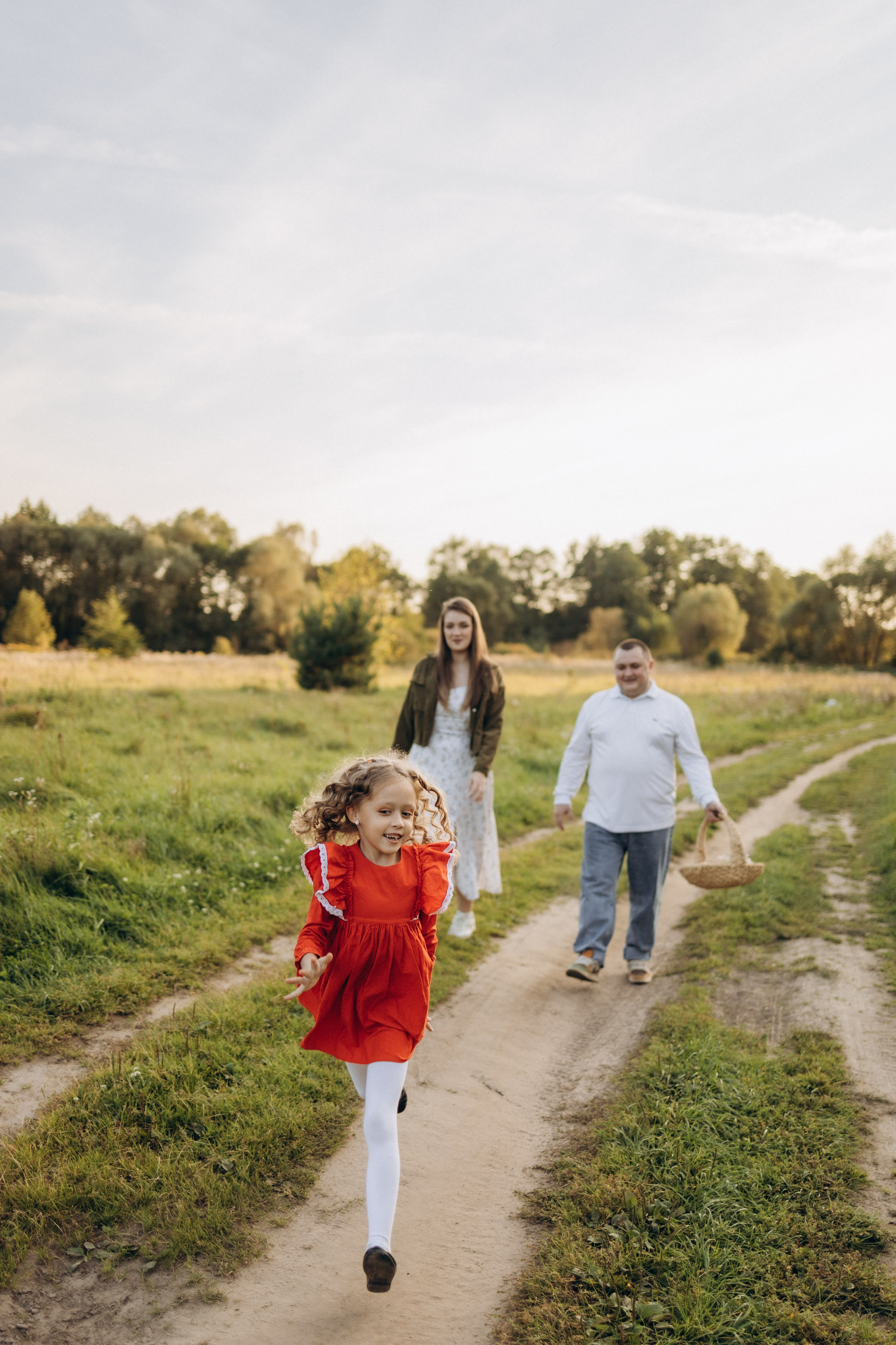 Семейная фотосессия (15.09.2025 г.) г. Жуков (Калужская обл.). Надежда Стар семейный и церковный фотограф в Жукове и Калужской области