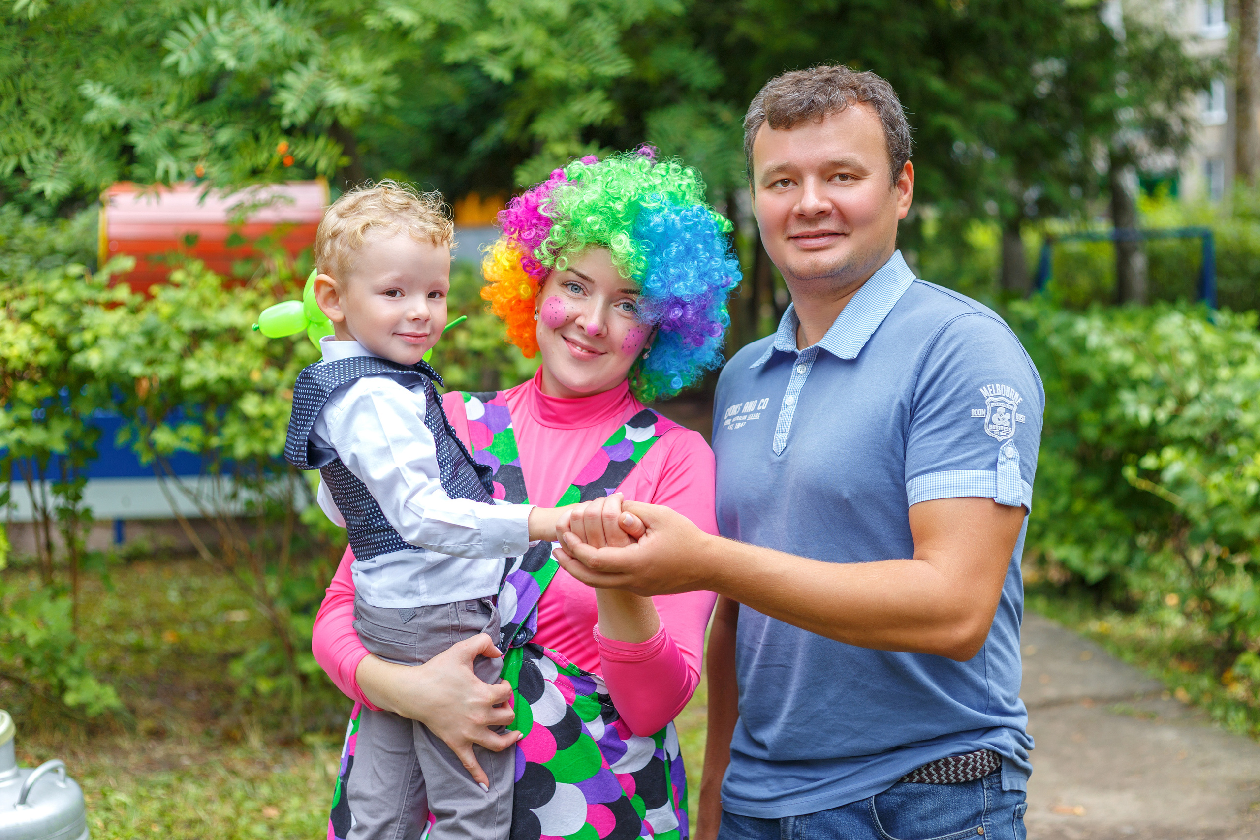 Фотосъемка Дней рождений, выпускных, юбилеев, праздников, корпоративов. Свадебный и семейный фотограф в Ярославле Александр Лобков