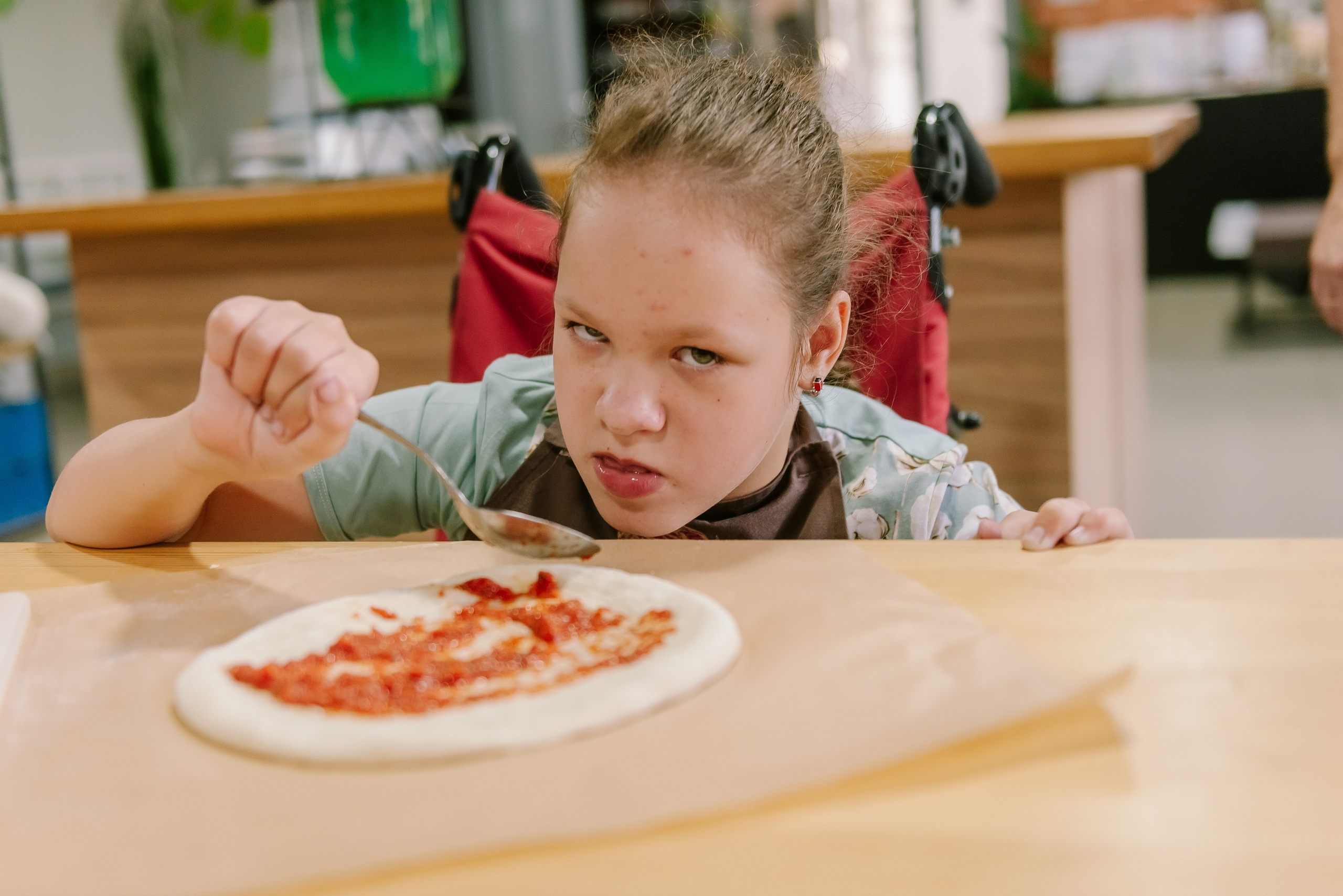 Инклюзивная кухня добра в Артишок 30. 07.35. Детский фотограф, семейный фотограф и репортажи в Кемерово