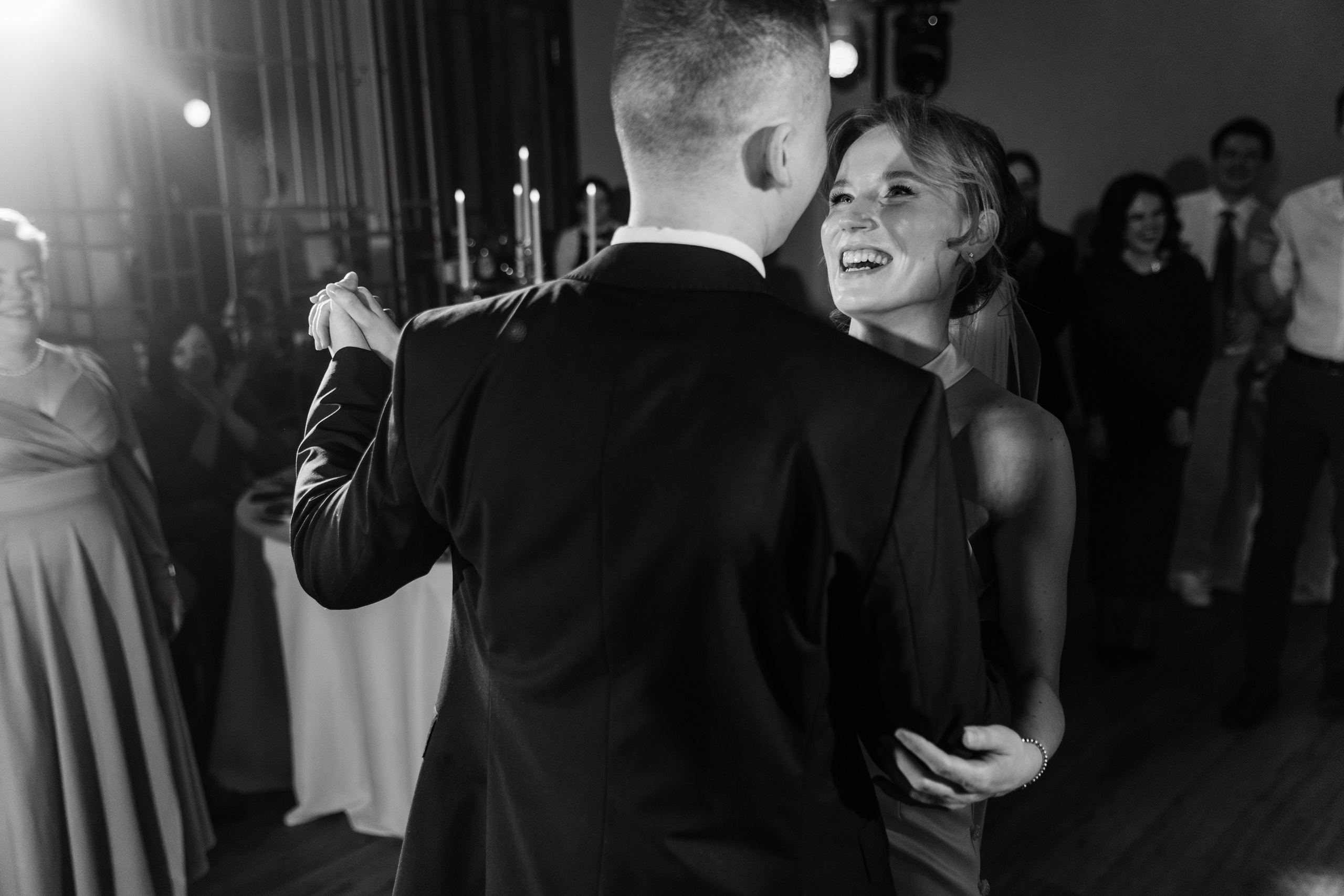 Свадебные серии — портфолио Эдуарда Смирнова | Живые эмоции и стильные кадры. Свадебный фотограф в Нижнем Новгороде — Эдуард Смирнов