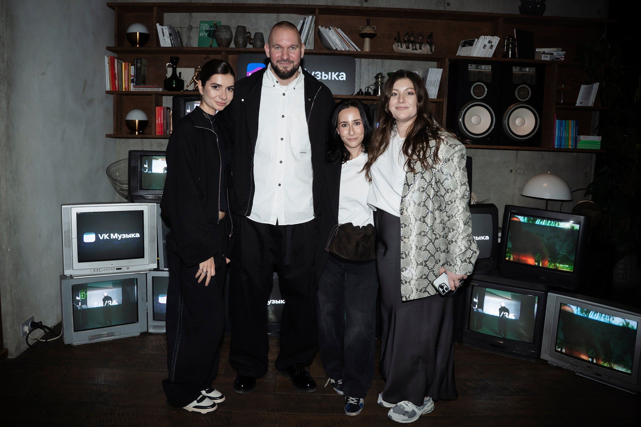 LOC-DOG x VK.МУЗЫКА. Фотограф Москва