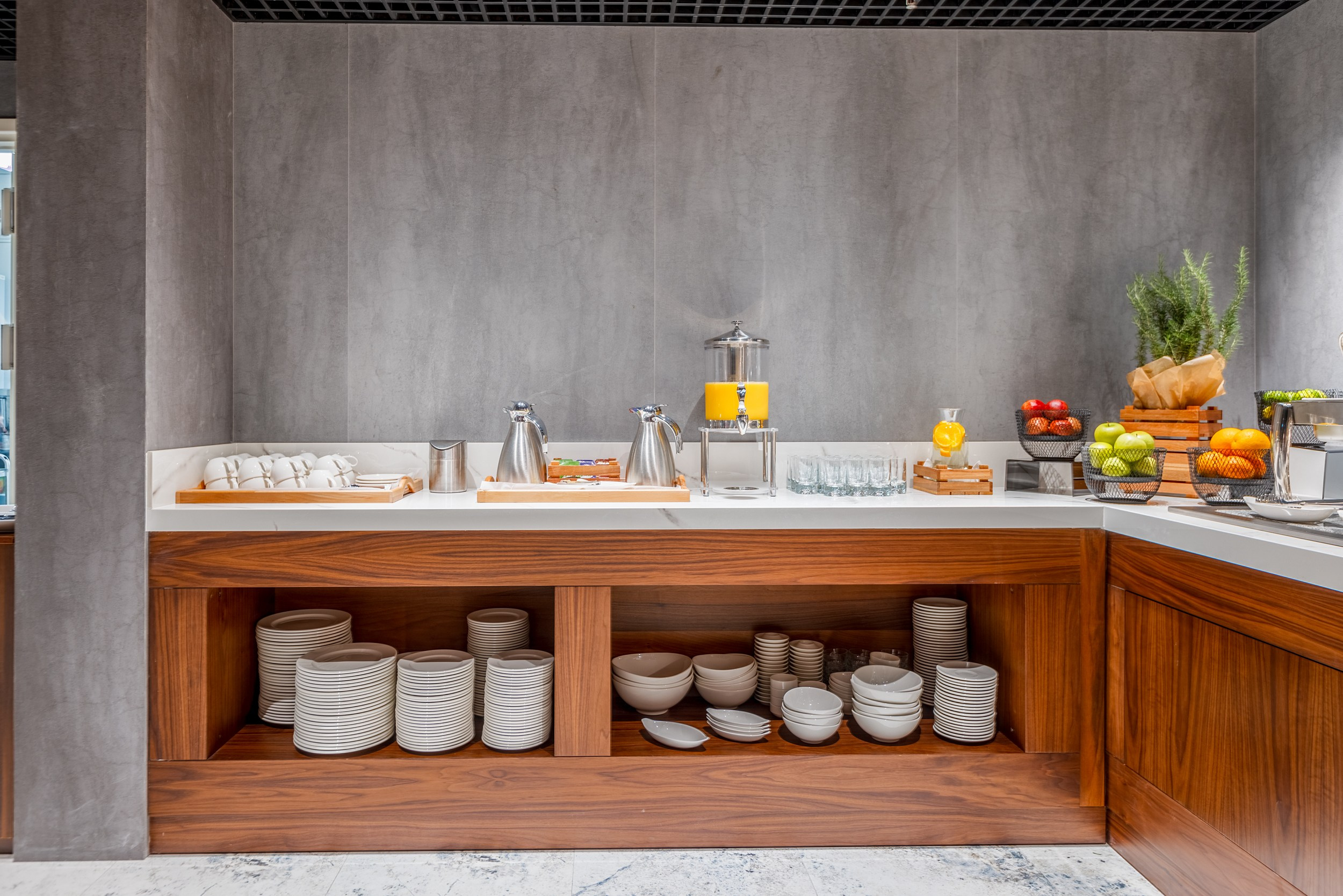 HOTEL PIAZZA EPIGRAPH (BATUMI). Режиссёр, клипмейкер, фотограф — Андрей Охота