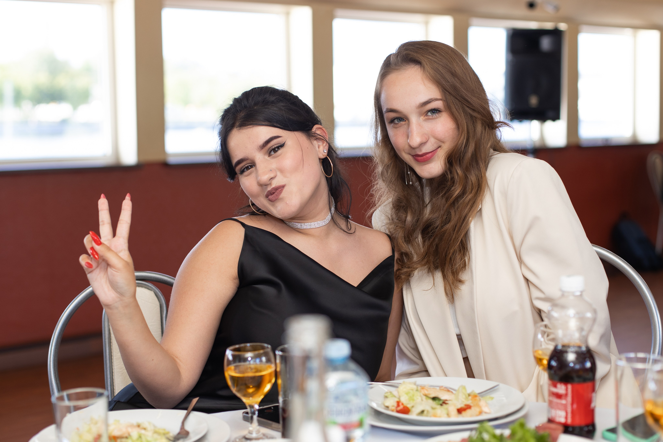 Выпускной на теплоходе Ривьера. Фотограф в Москве Десятова Ксения