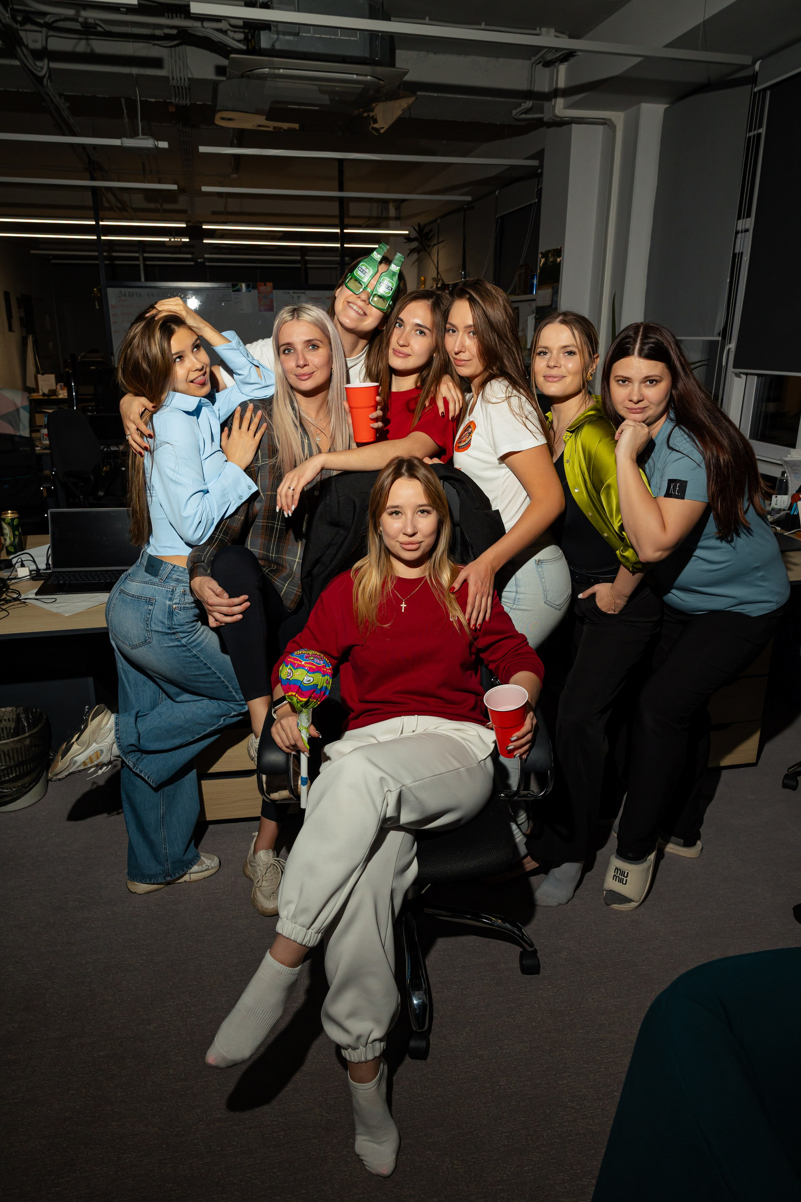 Дубль гис (офисная туса). Фотограф Вячеслав Фарунин