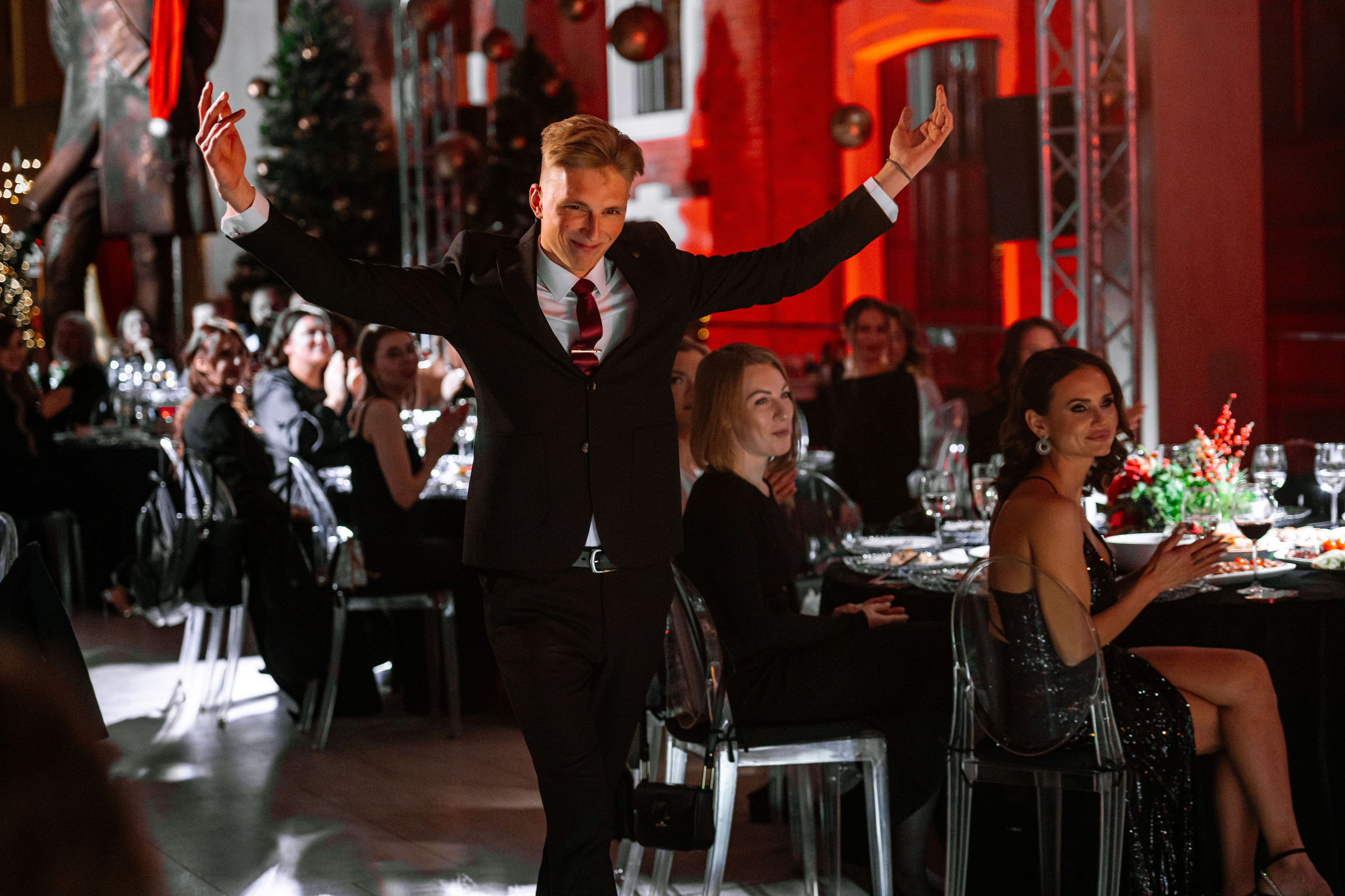 PROGRESS — Корпоратив. Максим Комаров — Профессиональный фотограф